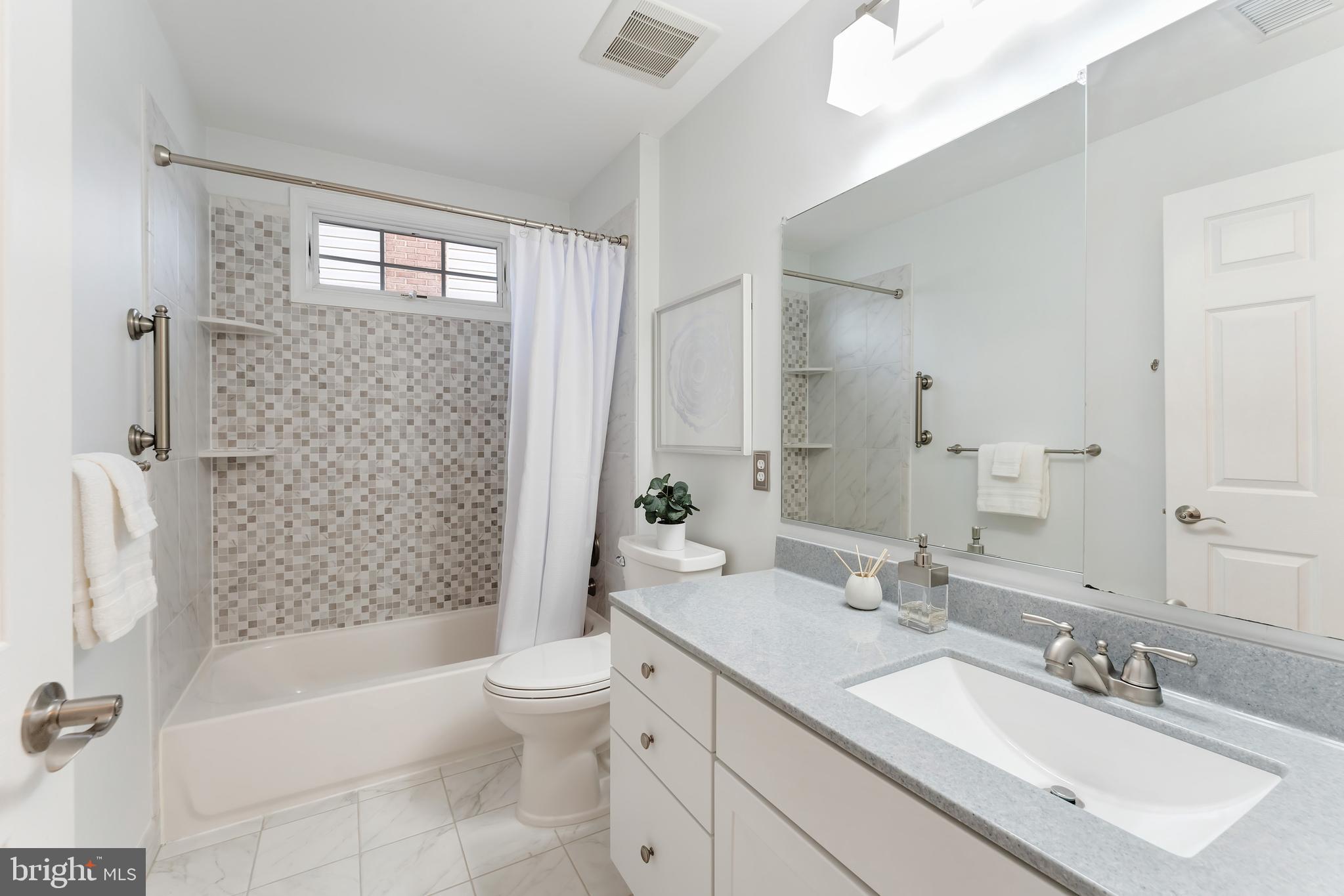 10812 CRIPPEN VALE COURT