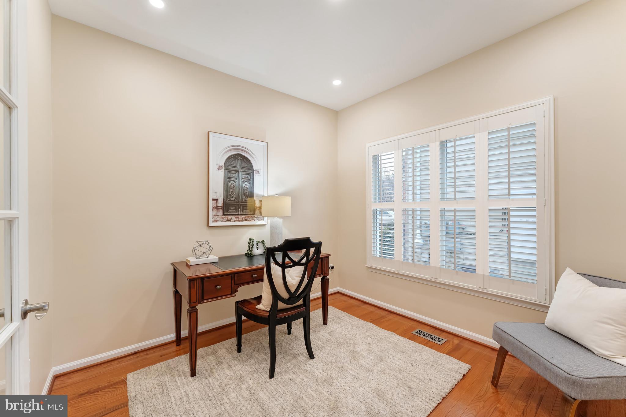 10812 CRIPPEN VALE COURT