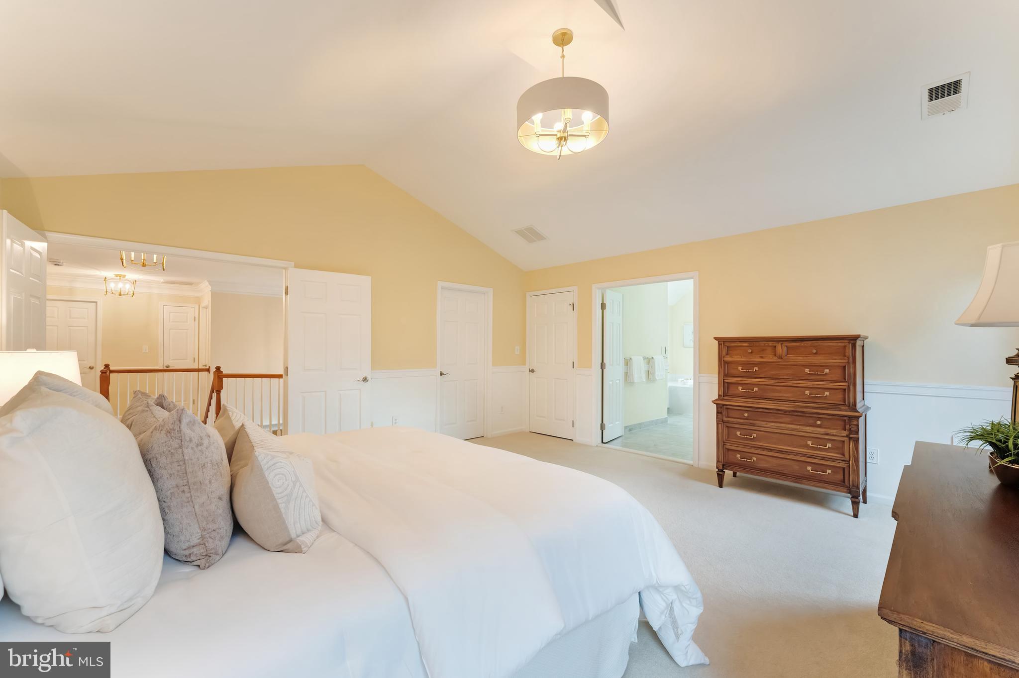 10812 CRIPPEN VALE COURT