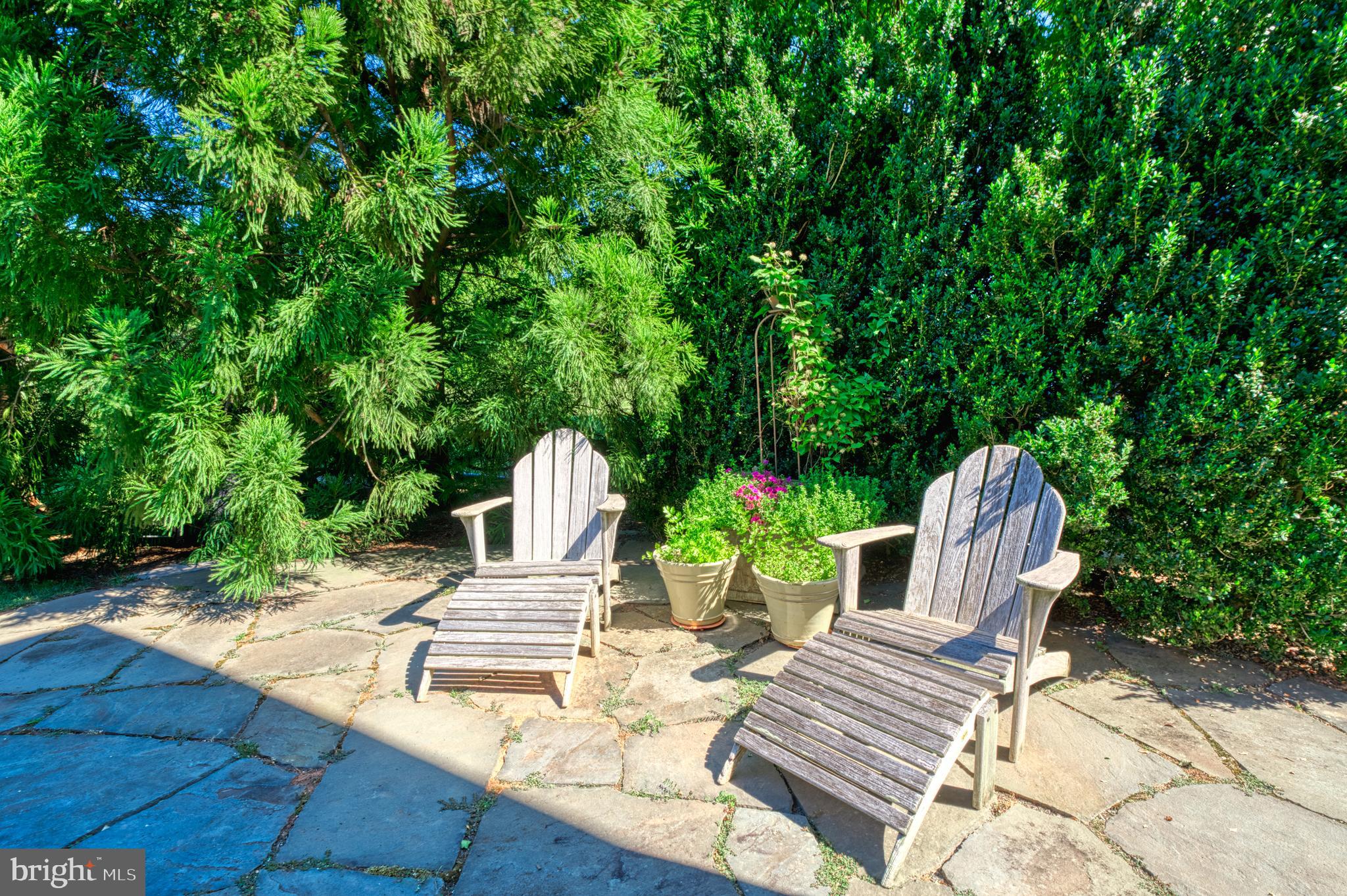 10812 CRIPPEN VALE COURT