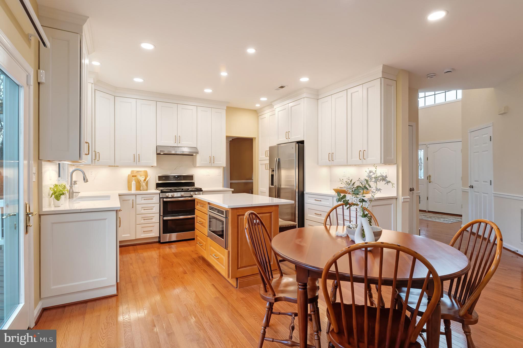 10812 CRIPPEN VALE COURT