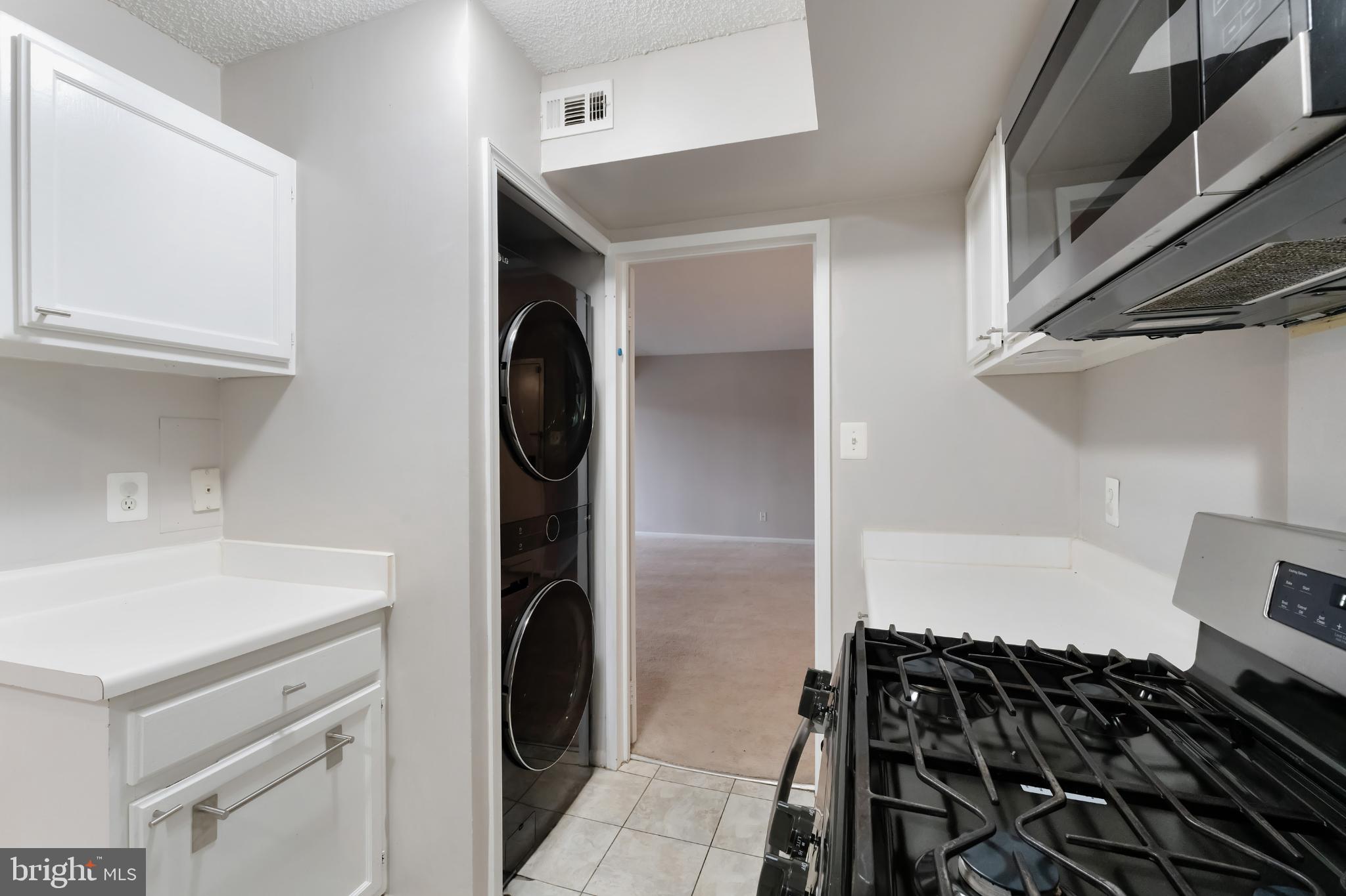 11833 SHIRE COURT 11B