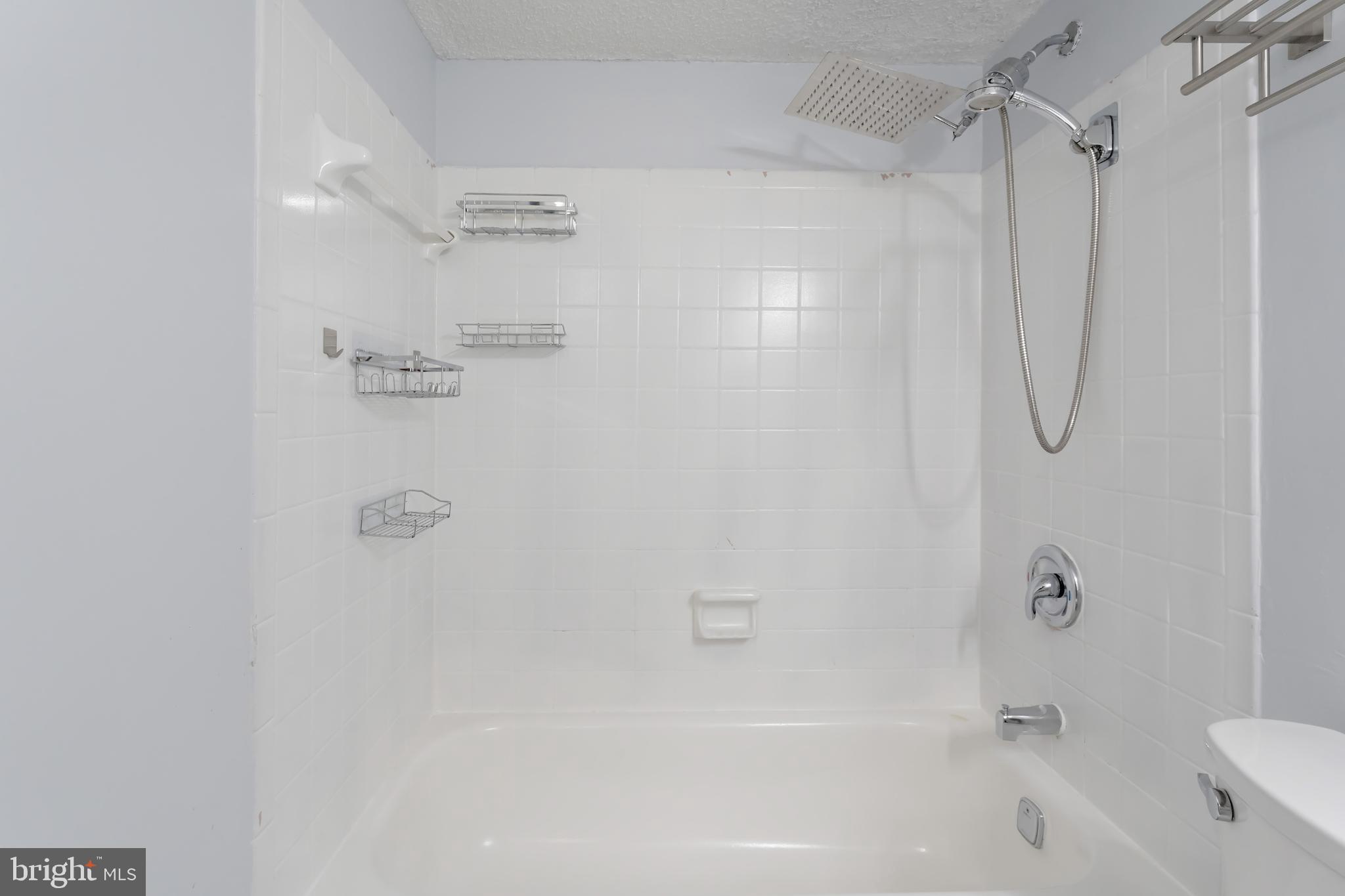 11833 SHIRE COURT 11B