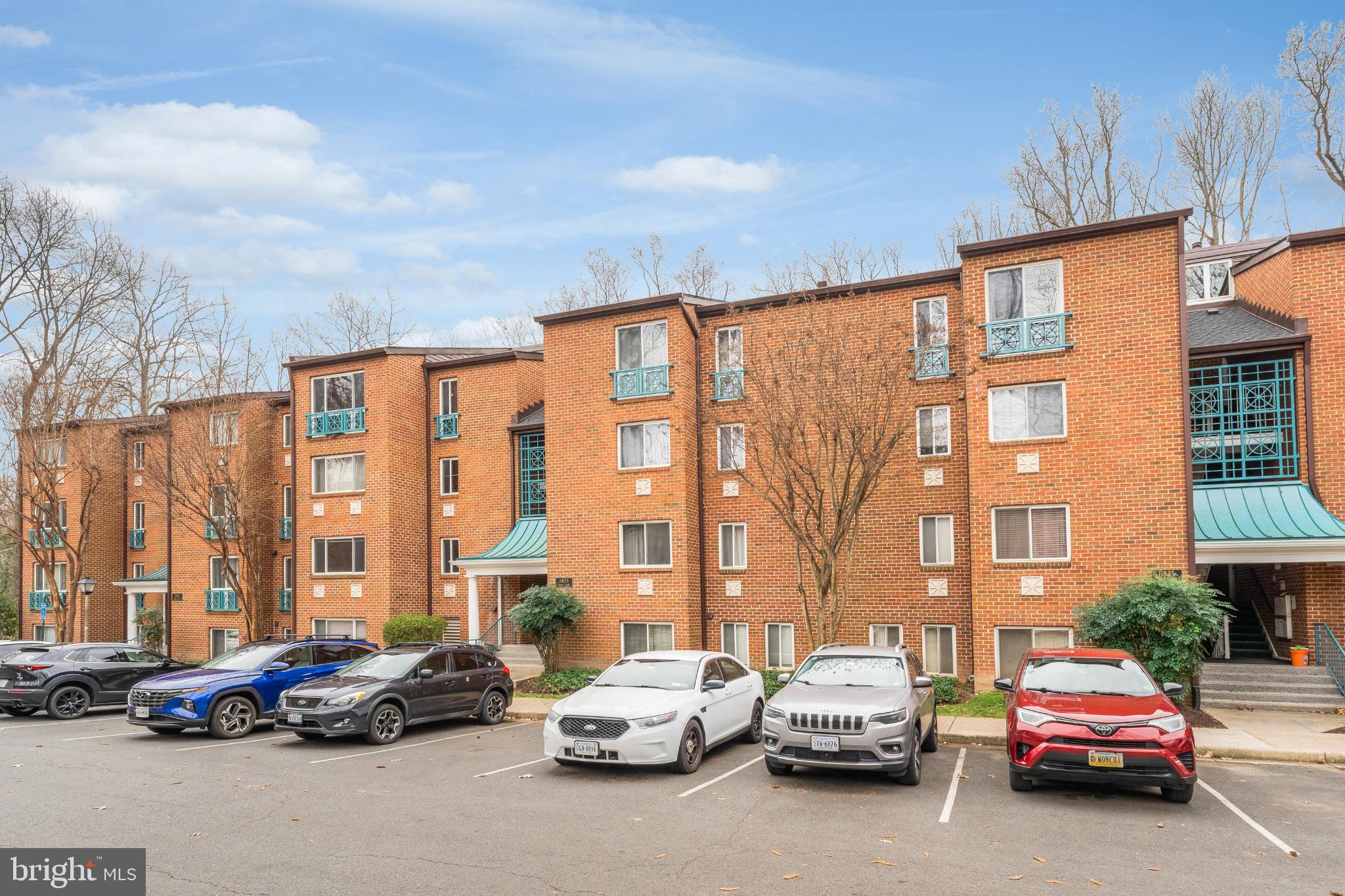 11833 SHIRE COURT 11B