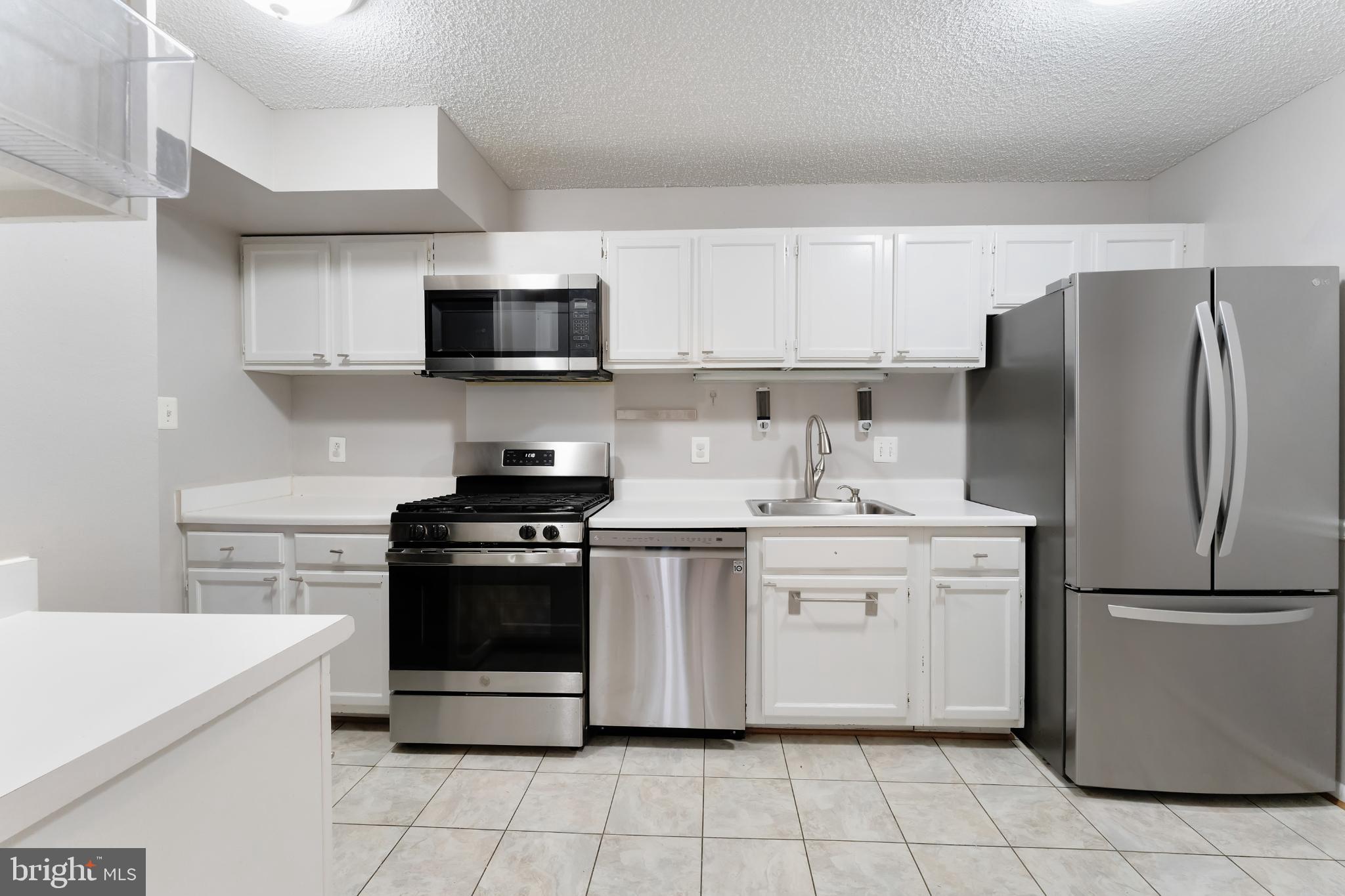 11833 SHIRE COURT 11B