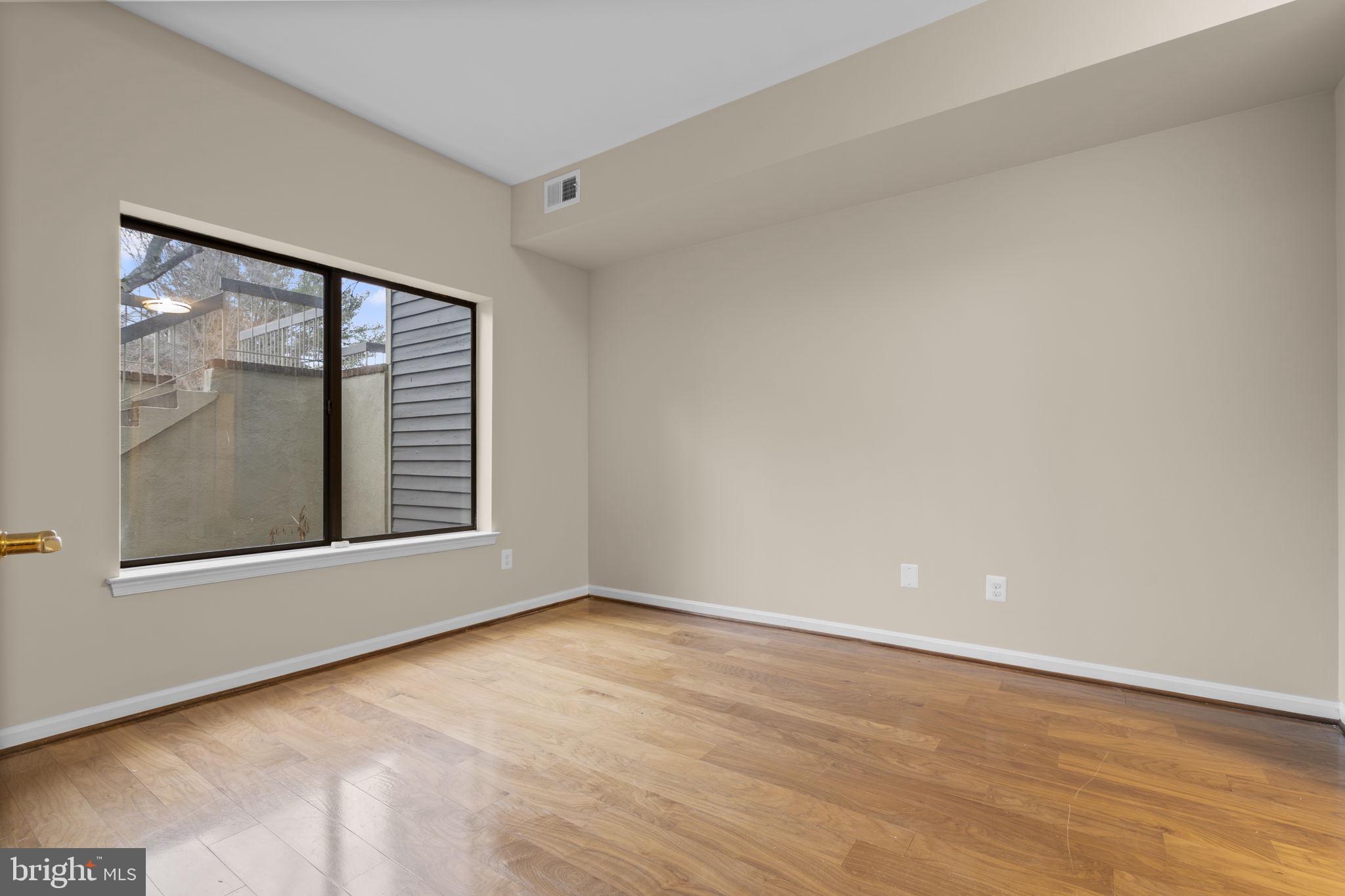 11292 HARBOR COURT 1292