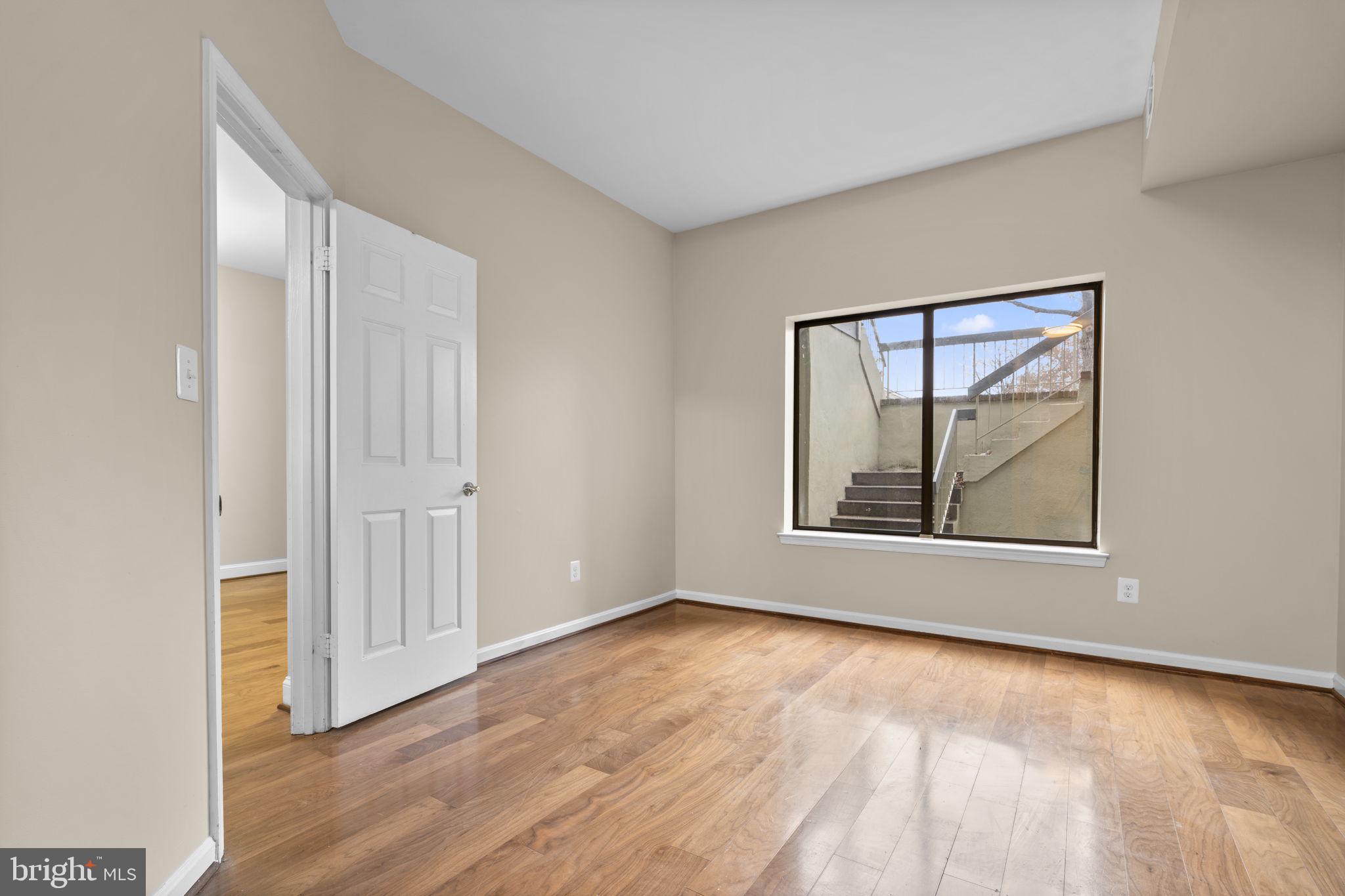 11292 HARBOR COURT 1292