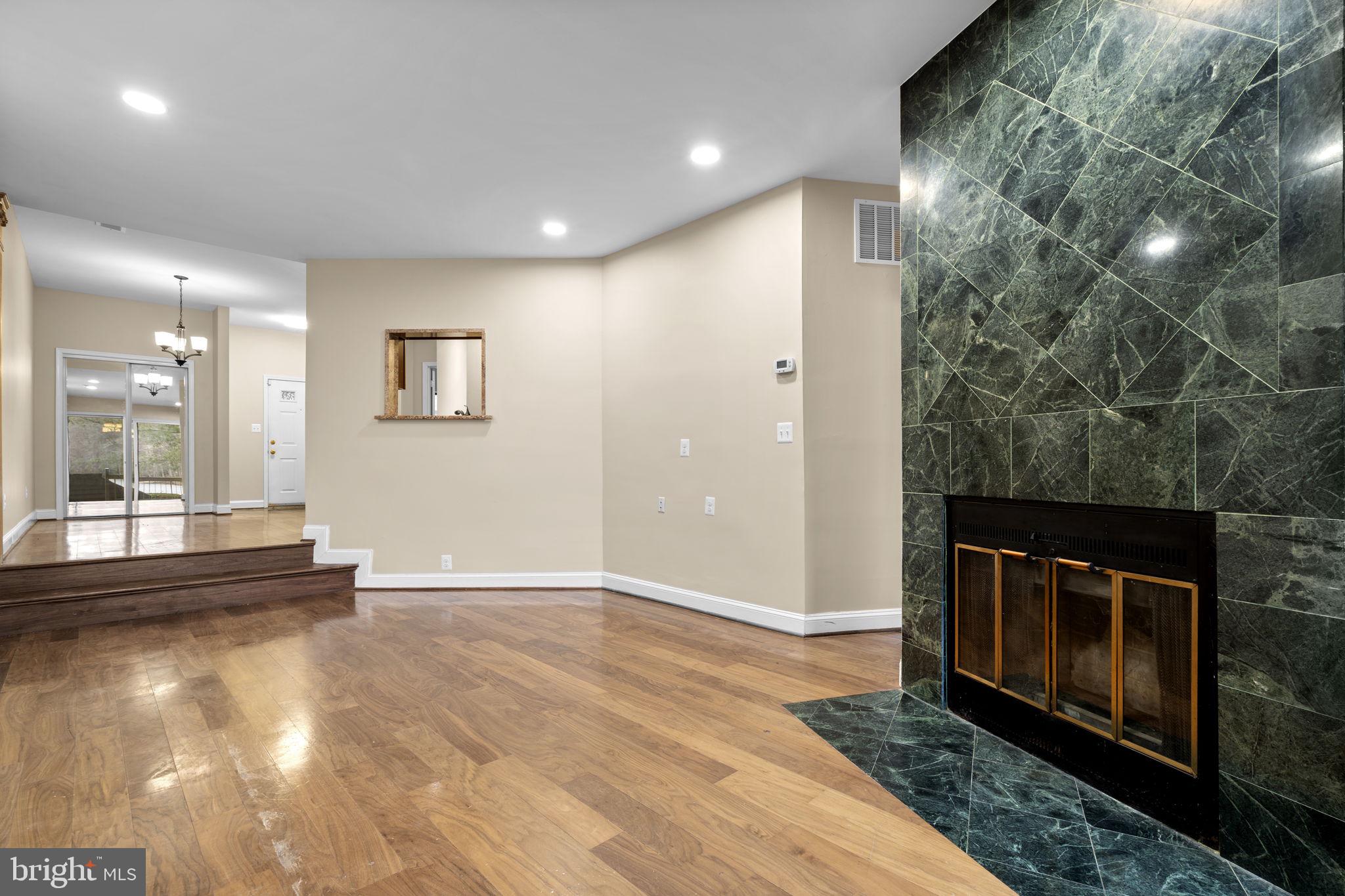 11292 HARBOR COURT 1292