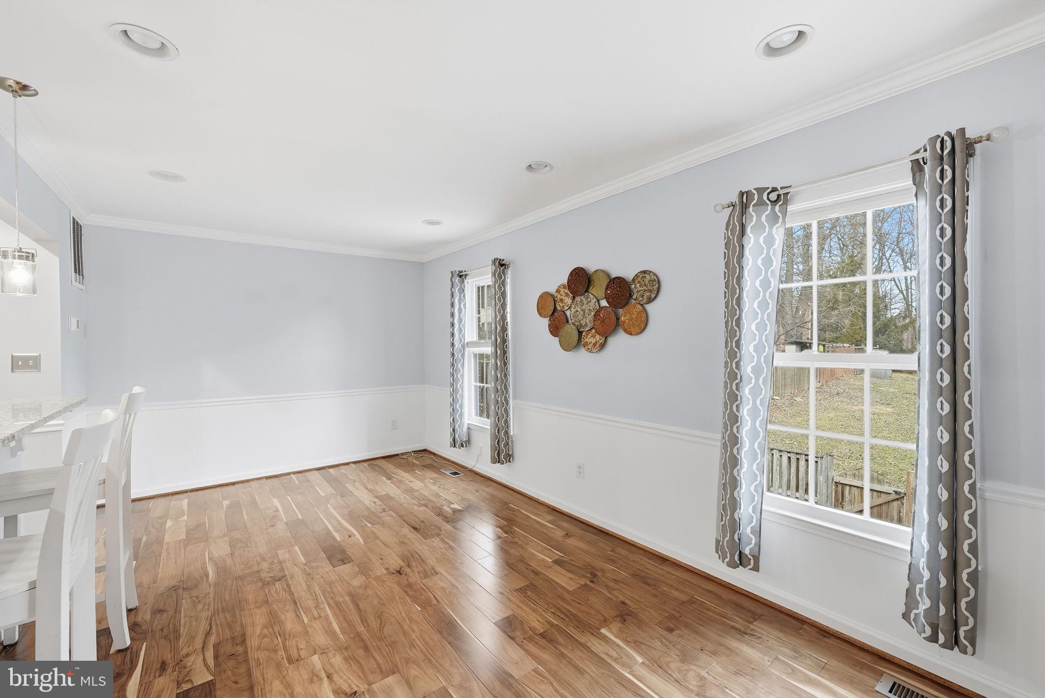 11872 SAINT TRINIANS COURT