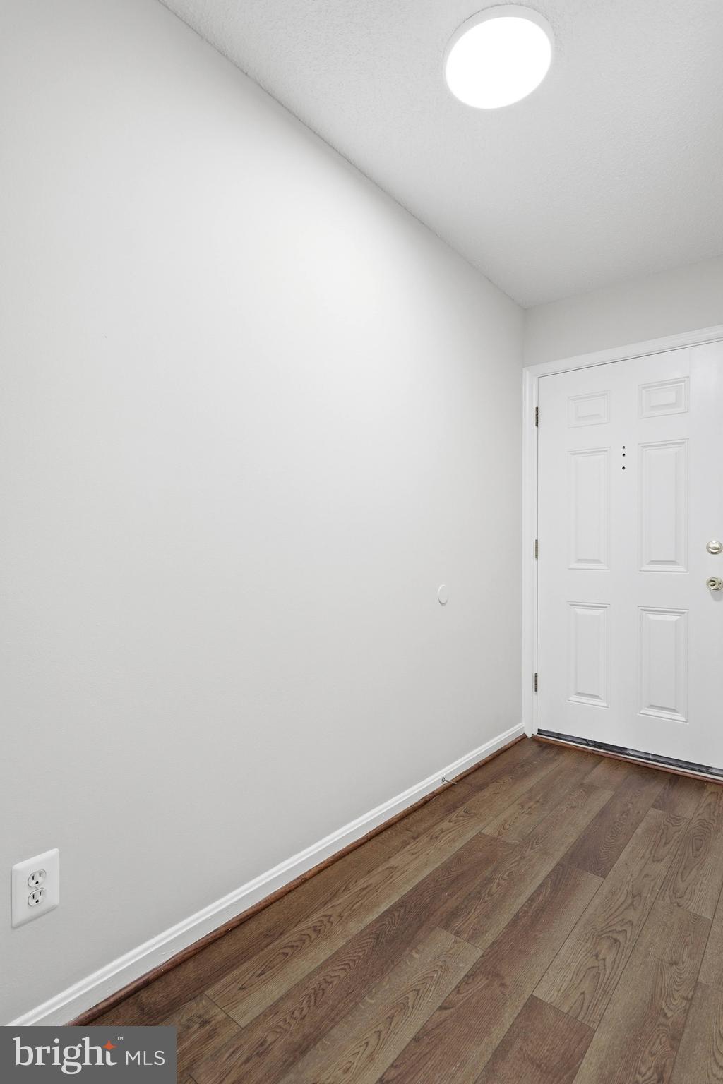 3902 GOLF TEE COURT 101