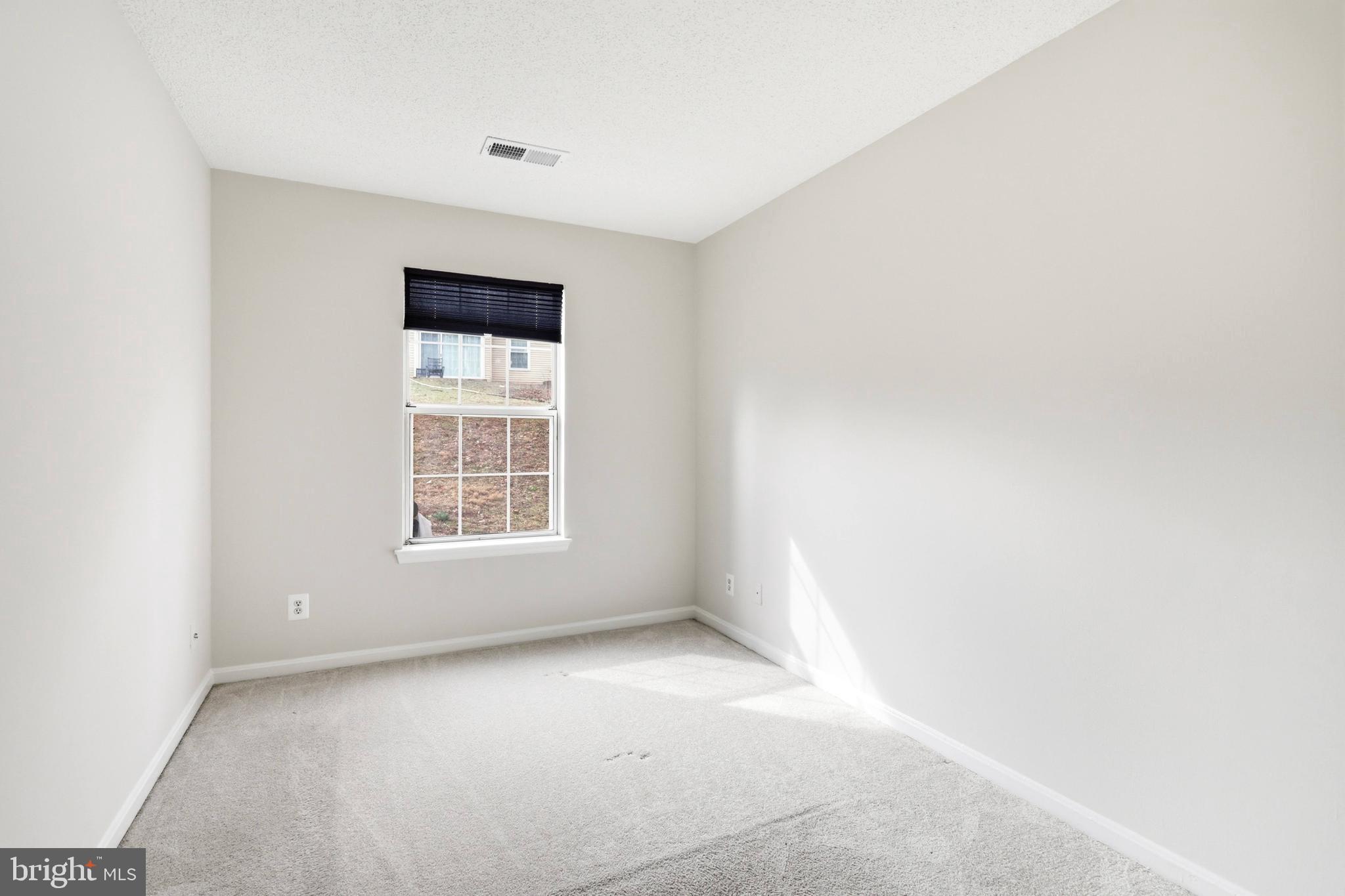 3902 GOLF TEE COURT 101