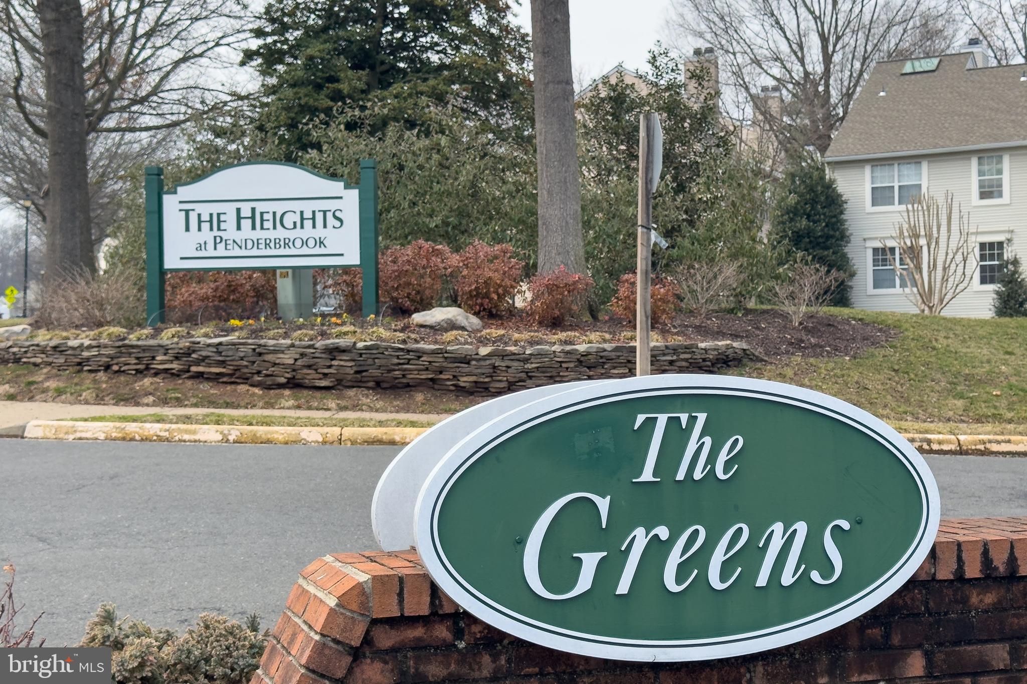 3902 GOLF TEE COURT 101