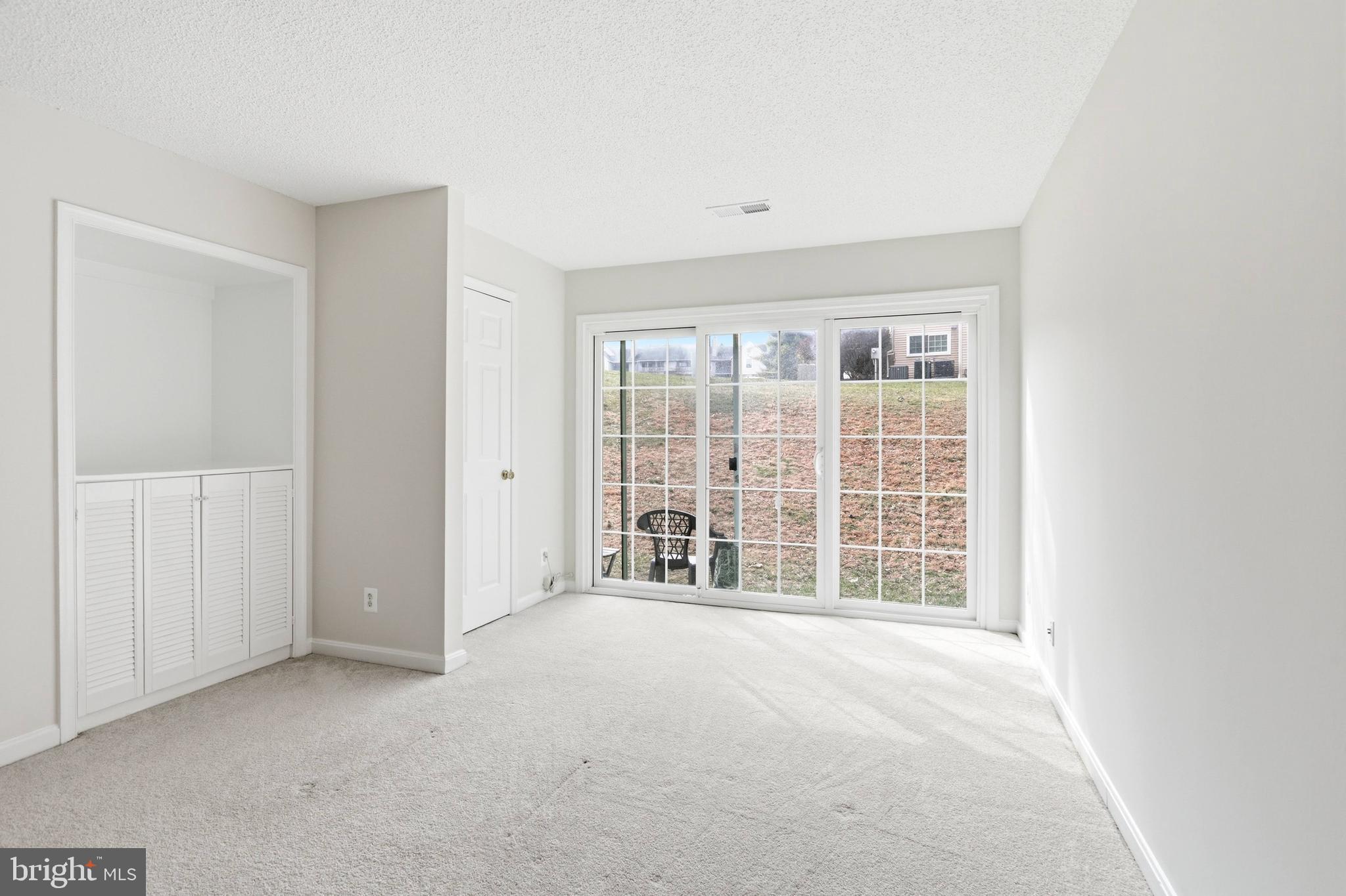 3902 GOLF TEE COURT 101