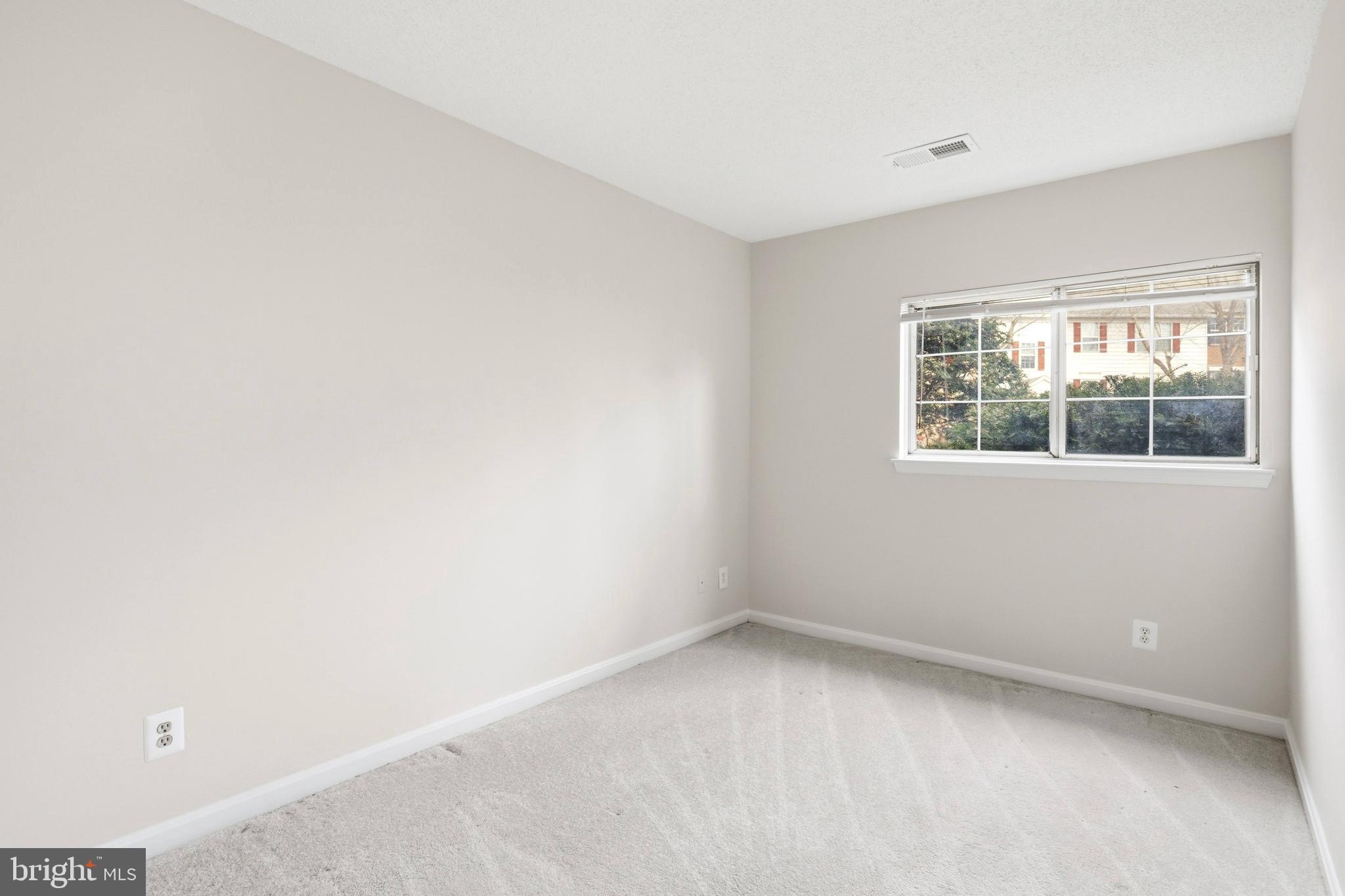 3902 GOLF TEE COURT 101