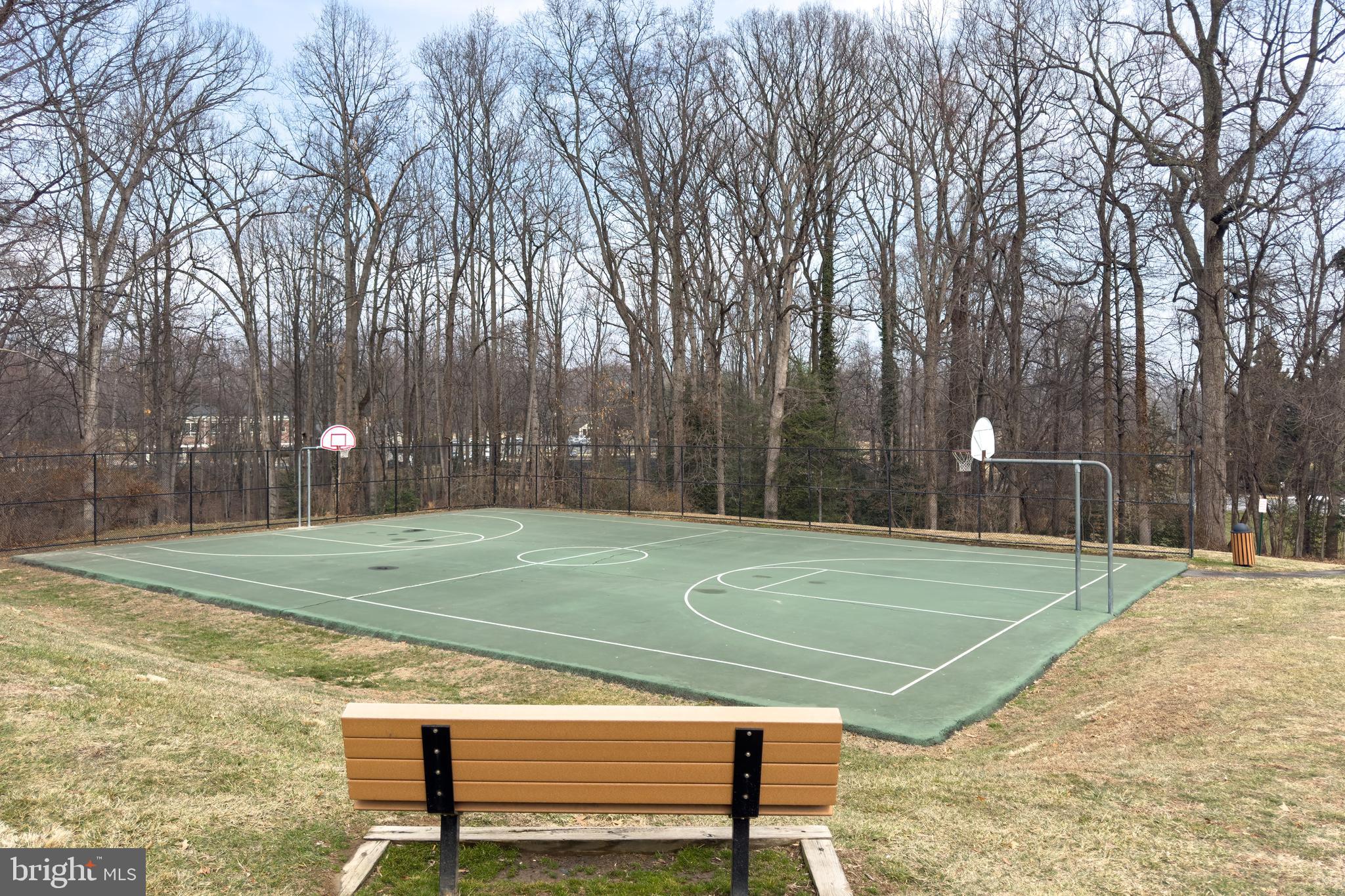 3902 GOLF TEE COURT 101