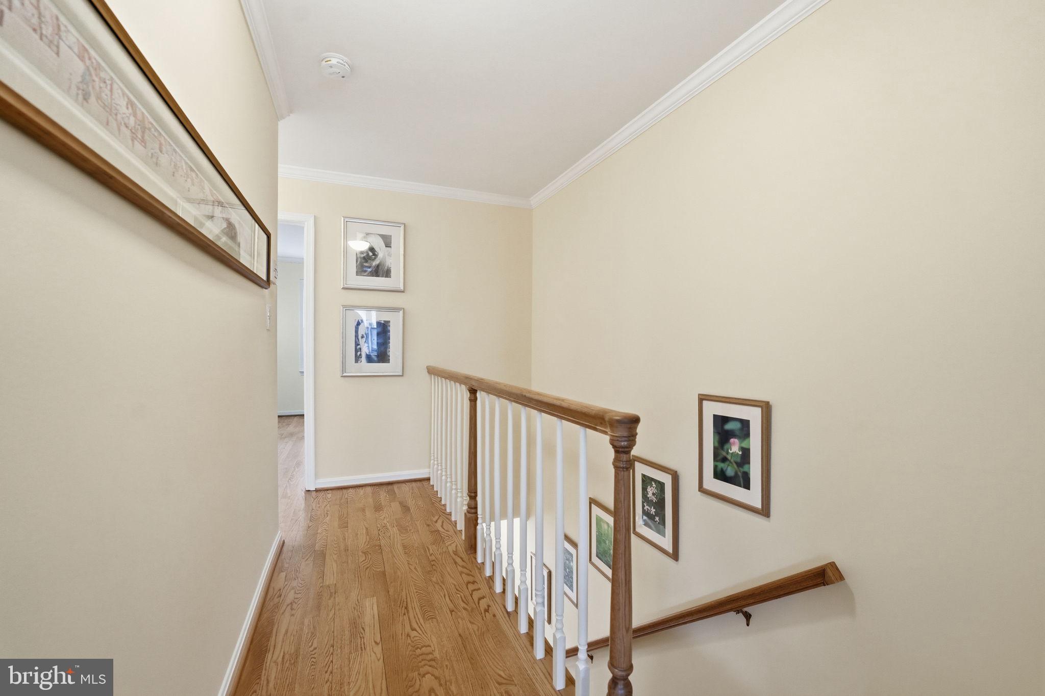 207 LOCUST STREET A SE