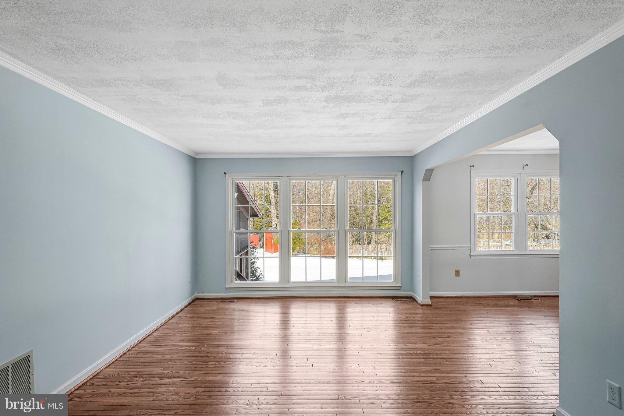 11820 WAYLAND STREET