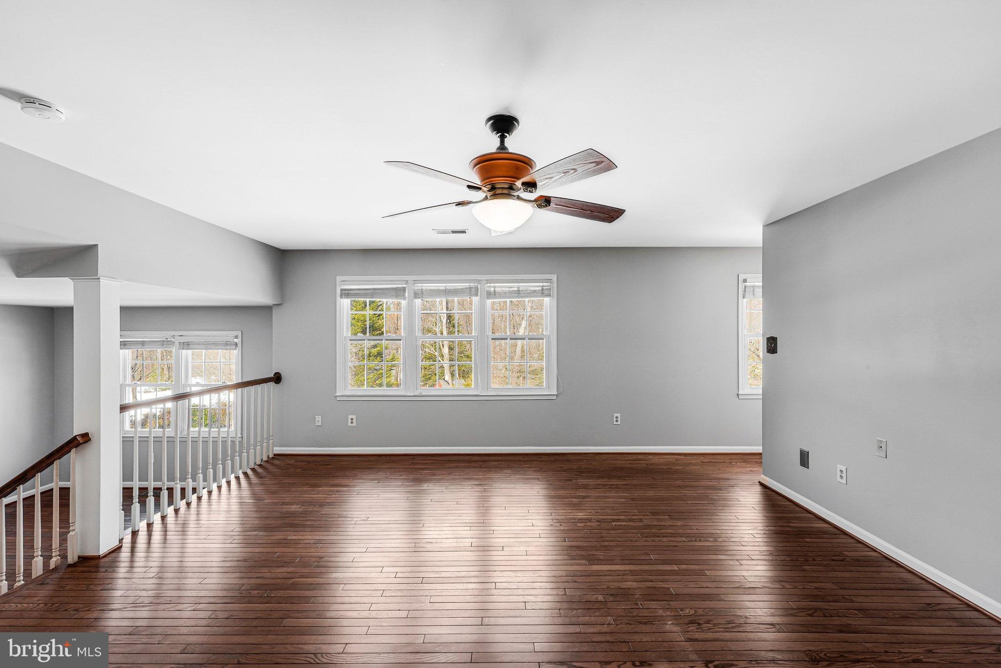 11820 WAYLAND STREET