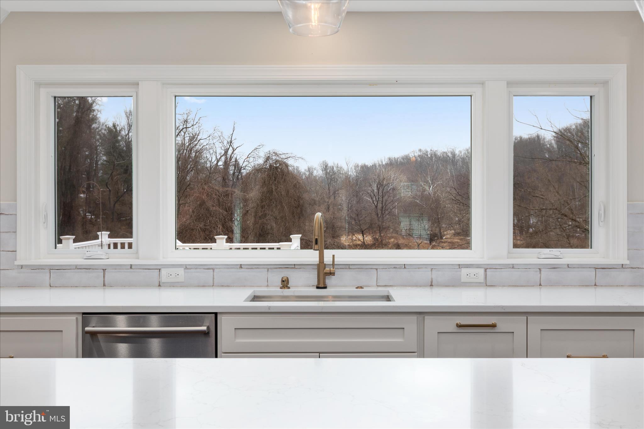 1435 ROSEWOOD HILL DRIVE