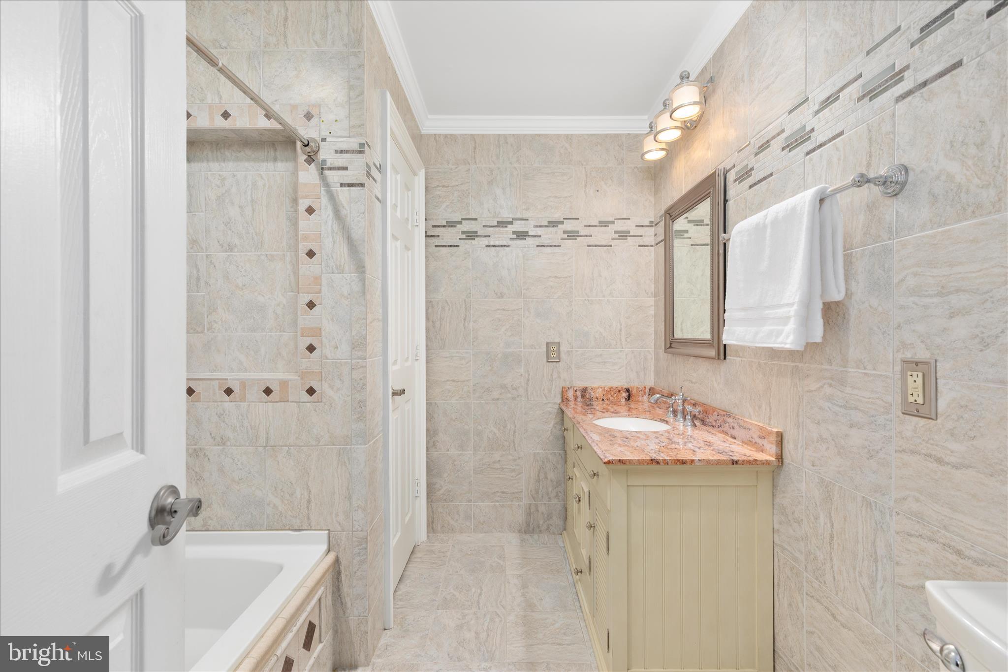 1435 ROSEWOOD HILL DRIVE