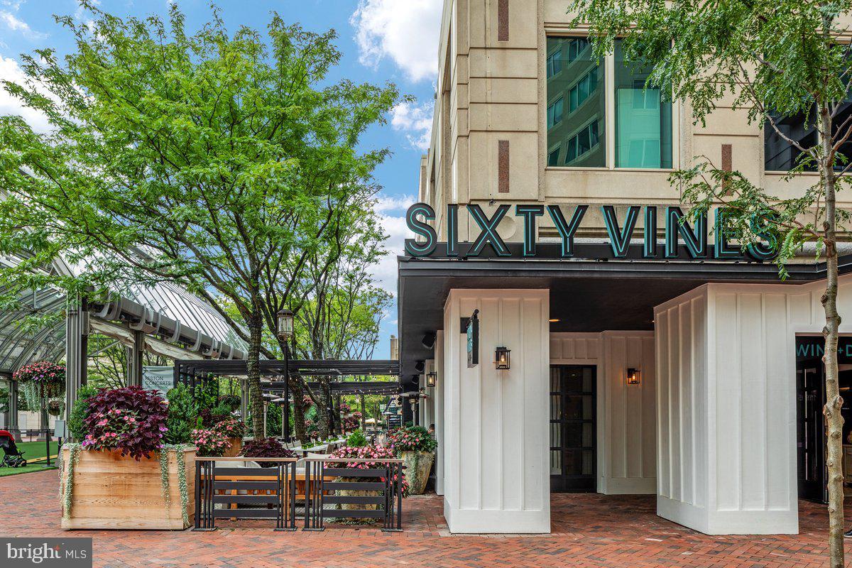 1435 ROSEWOOD HILL DRIVE