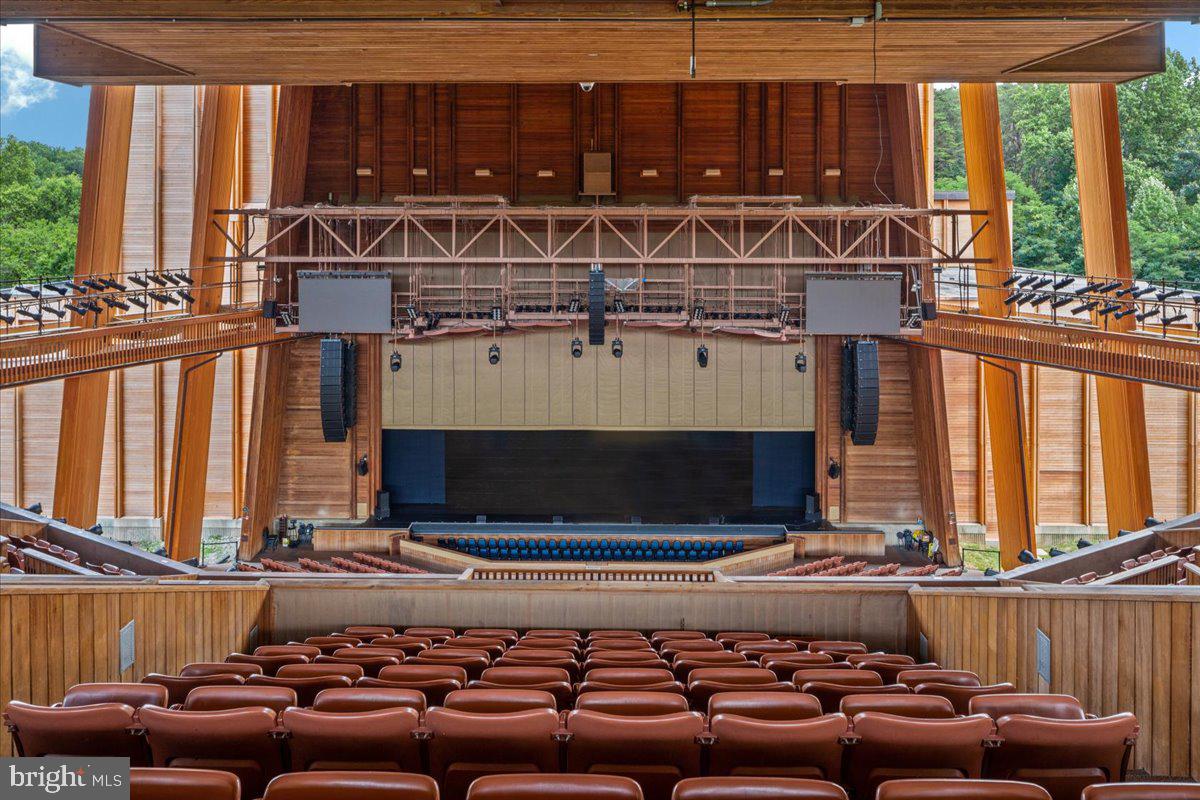 1435 ROSEWOOD HILL DRIVE