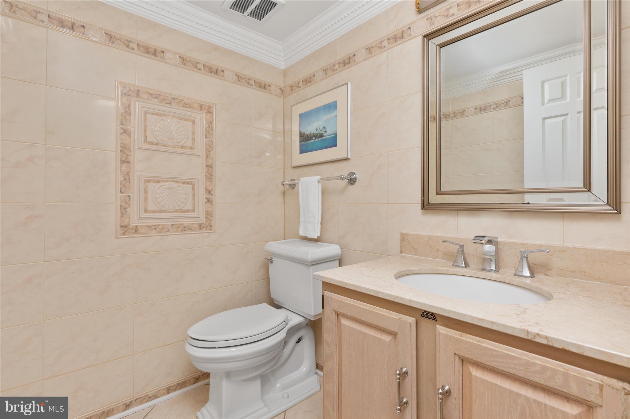 1435 ROSEWOOD HILL DRIVE