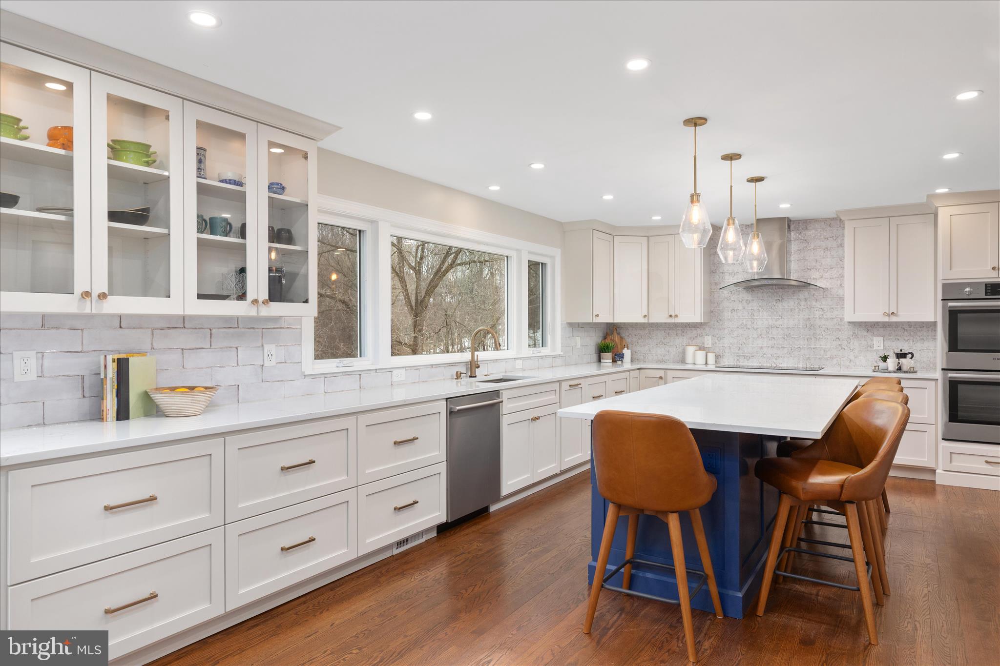 1435 ROSEWOOD HILL DRIVE