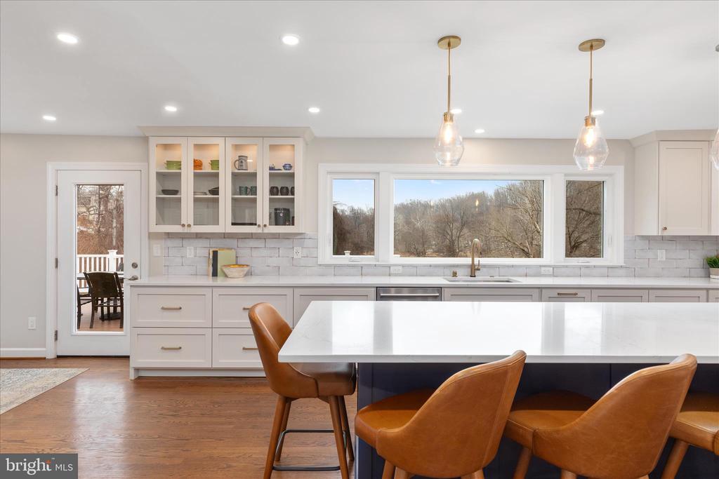 1435 ROSEWOOD HILL DRIVE