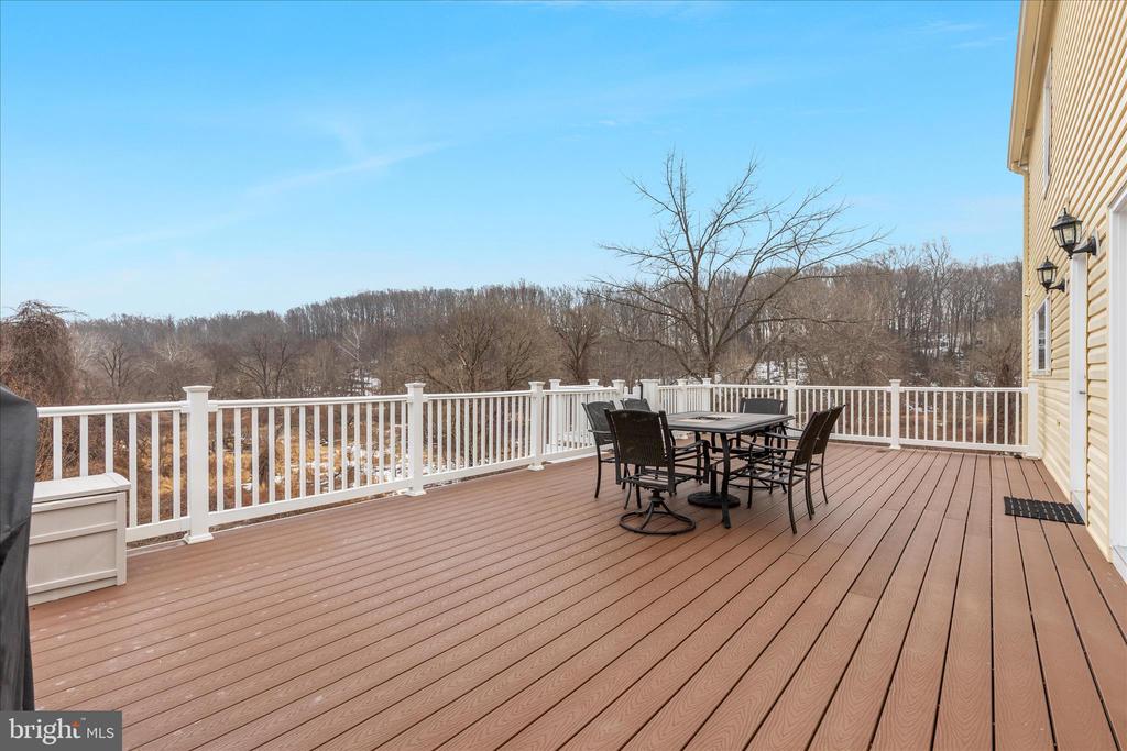 1435 ROSEWOOD HILL DRIVE