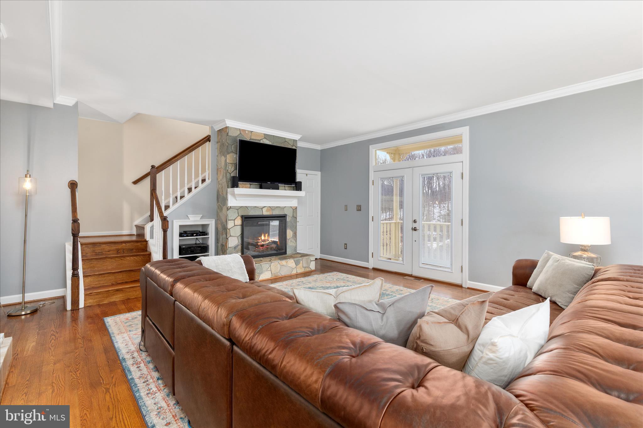 1435 ROSEWOOD HILL DRIVE