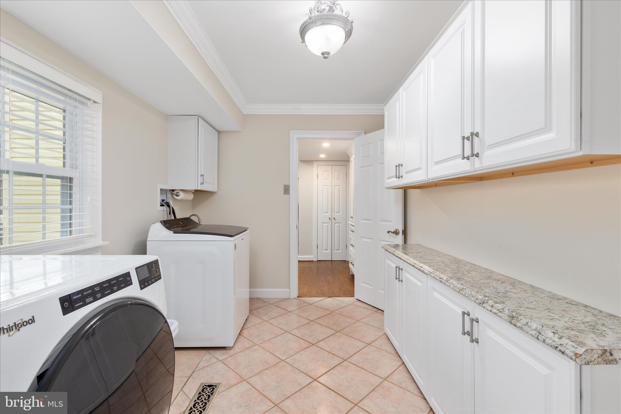 1435 ROSEWOOD HILL DRIVE