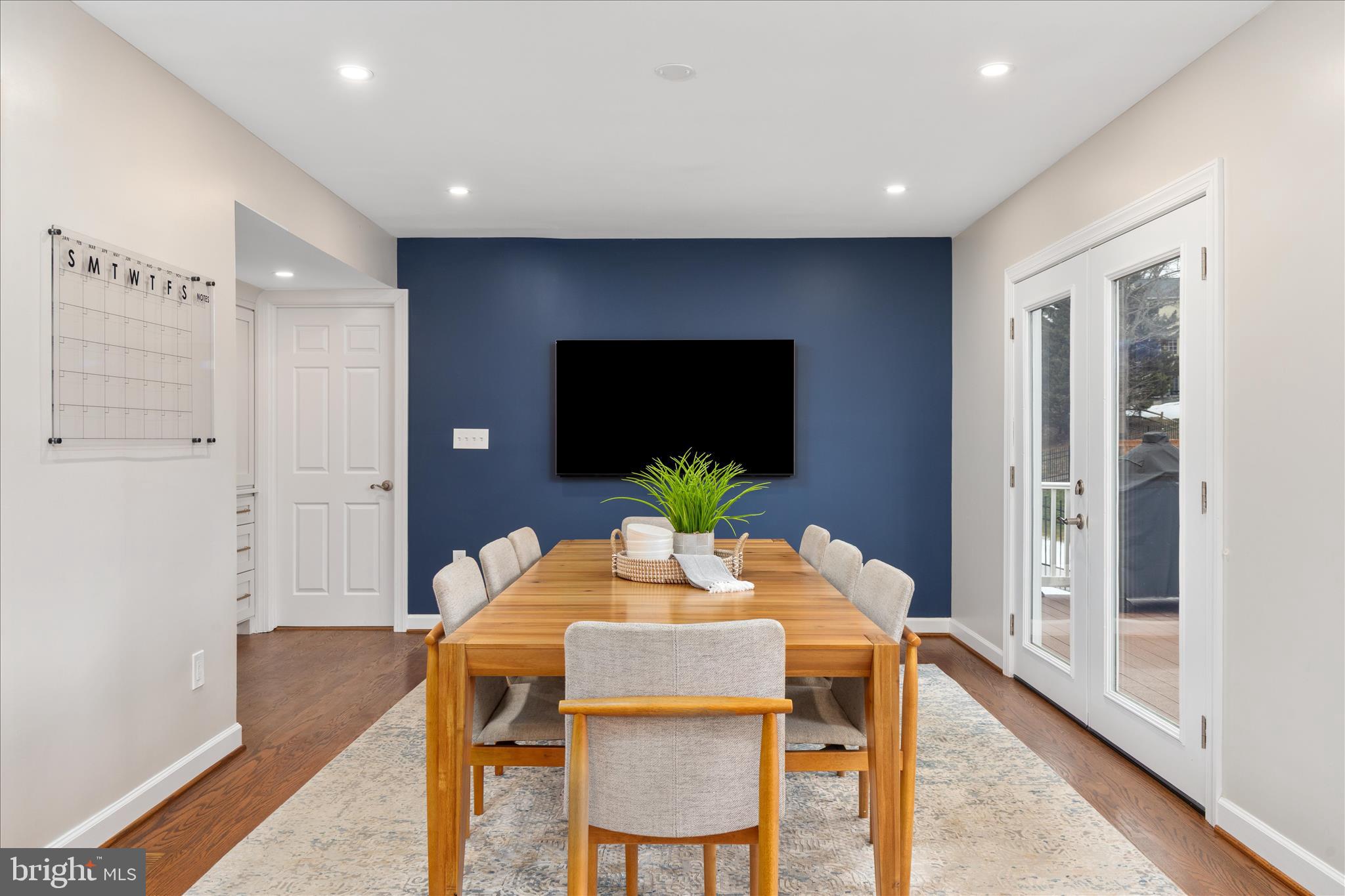 1435 ROSEWOOD HILL DRIVE