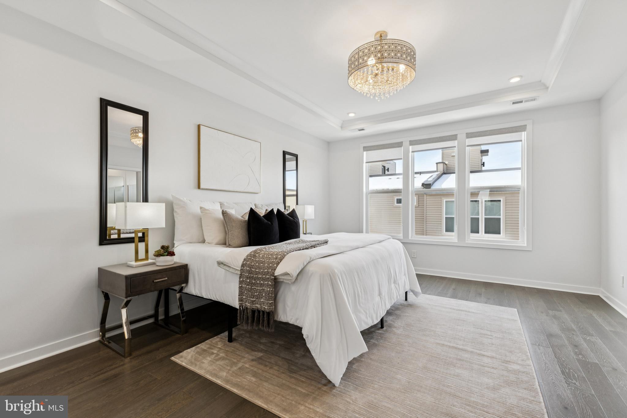 4635 CHARGER PLACE 805