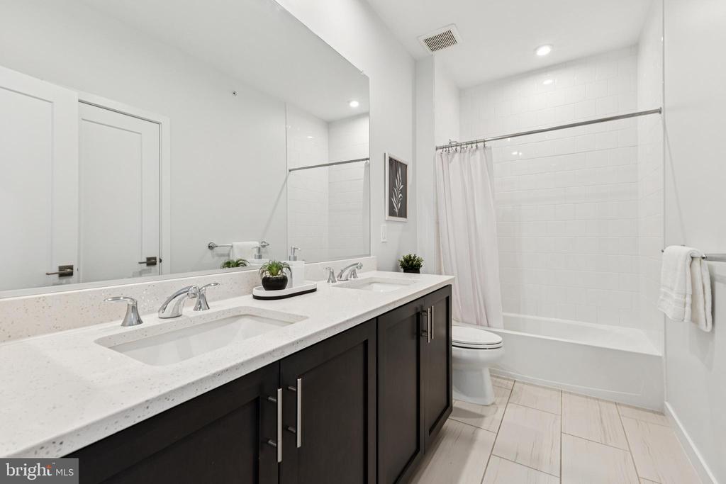 4635 CHARGER PLACE 805