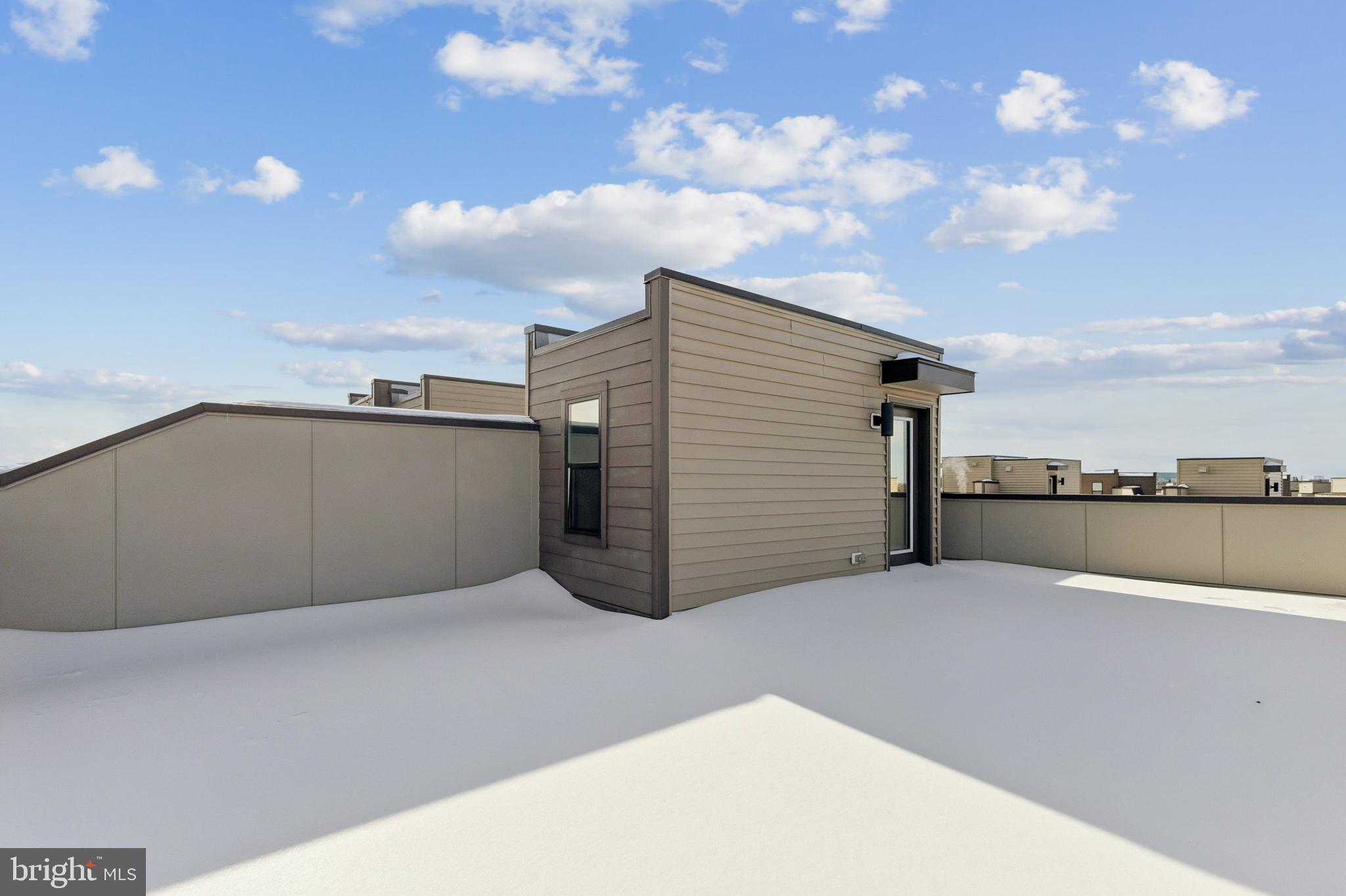 4635 CHARGER PLACE 805