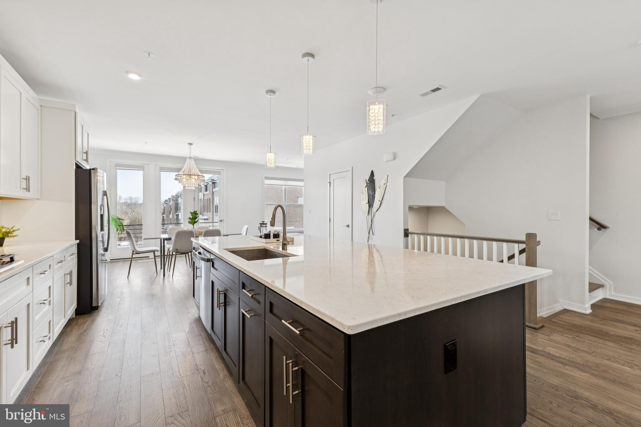 4635 CHARGER PLACE 805