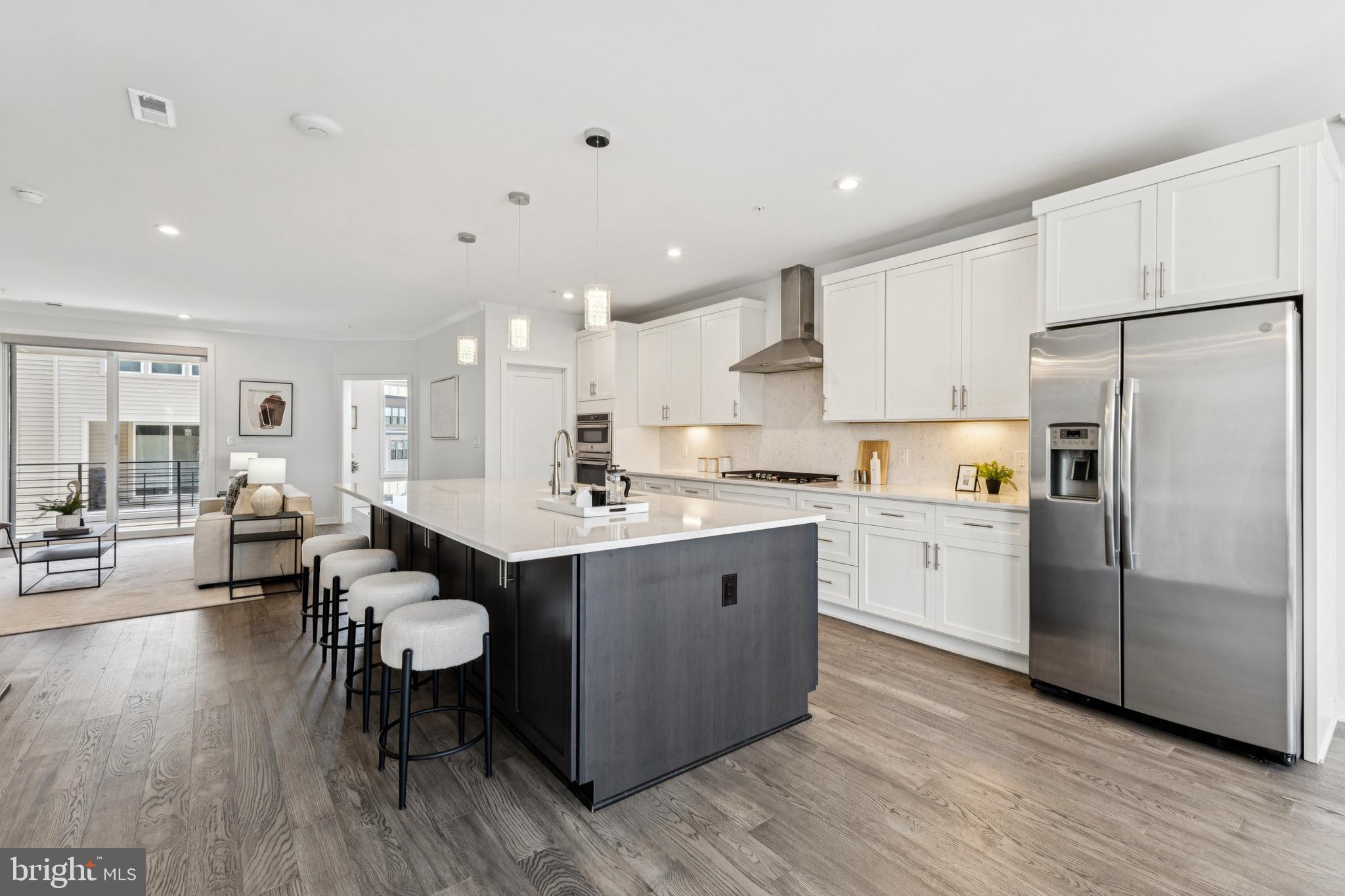 4635 CHARGER PLACE 805