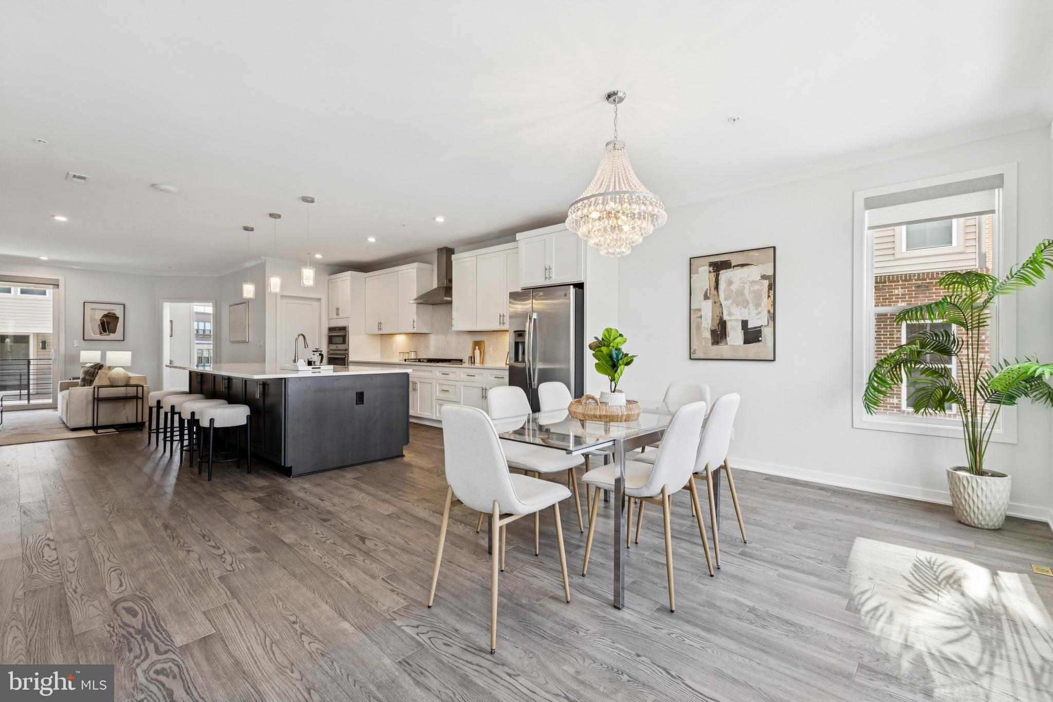 4635 CHARGER PLACE 805