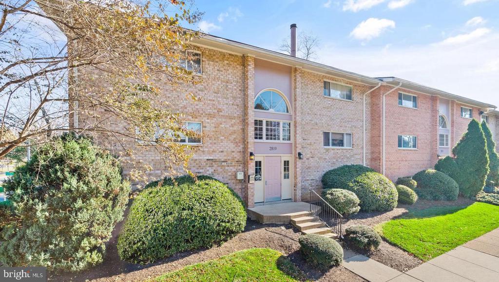 2819 KALMIA LEE COURT 302