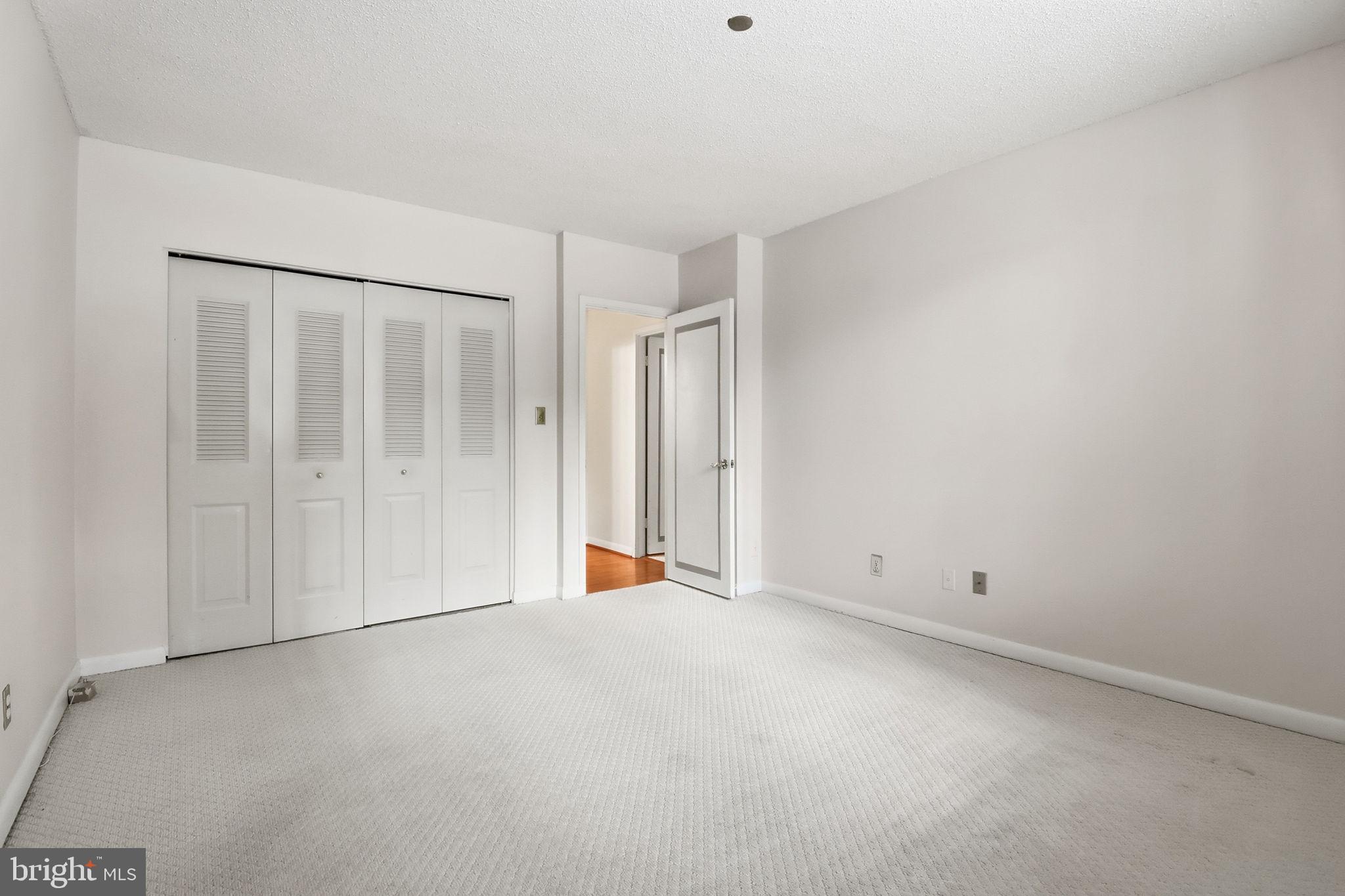 3709 S GEORGE MASON DRIVE T3E