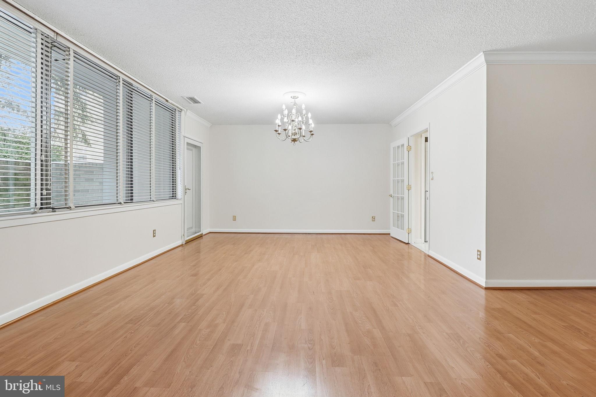 3709 S GEORGE MASON DRIVE T3E