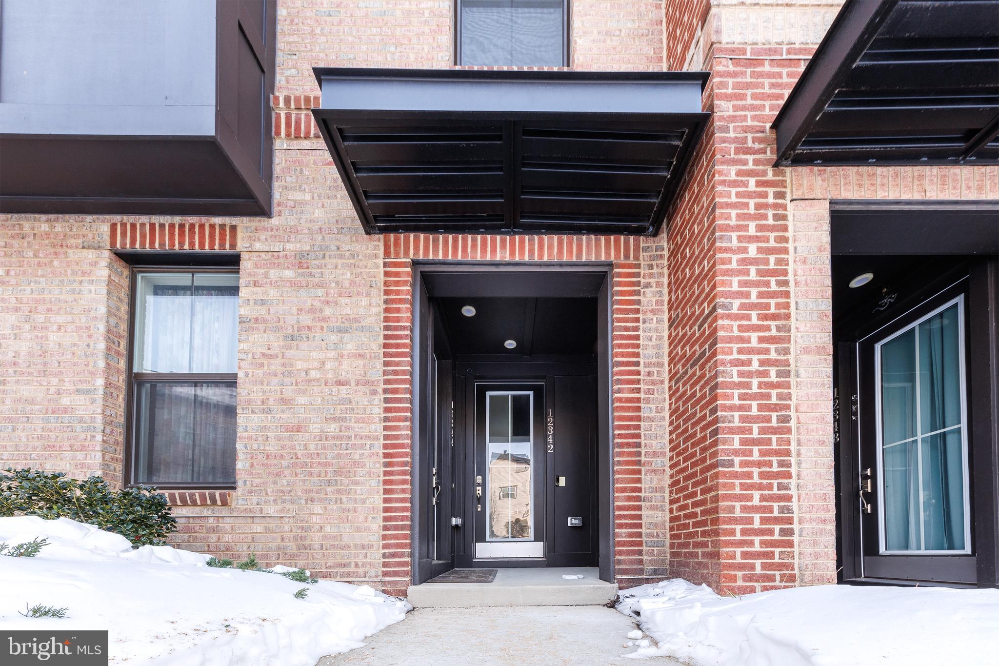 12342 AZURE LANE 24