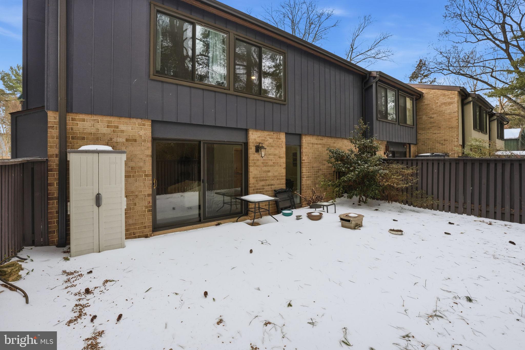 1735 IVY OAK SQUARE 7