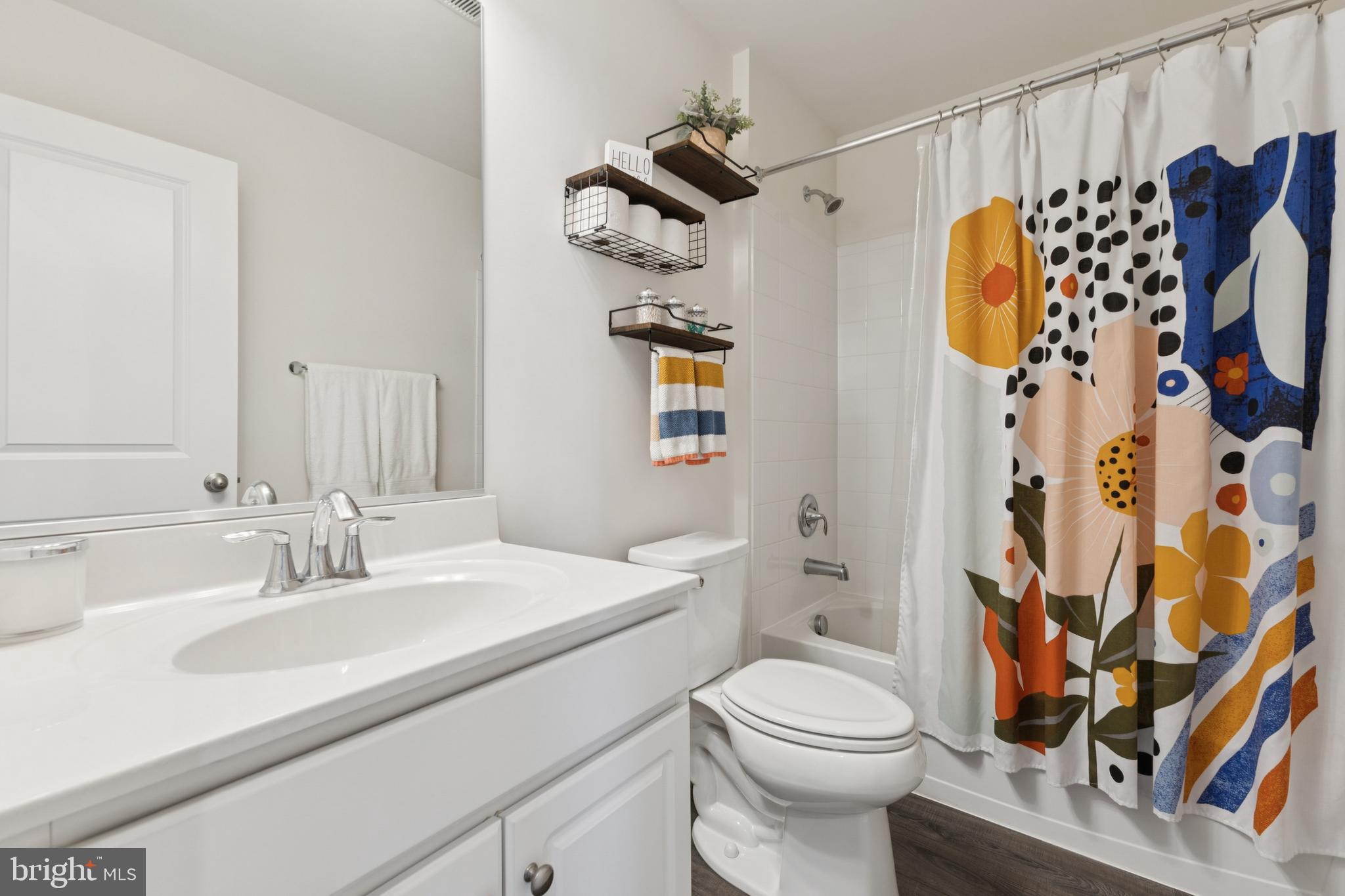 8102 ZOE PLACE