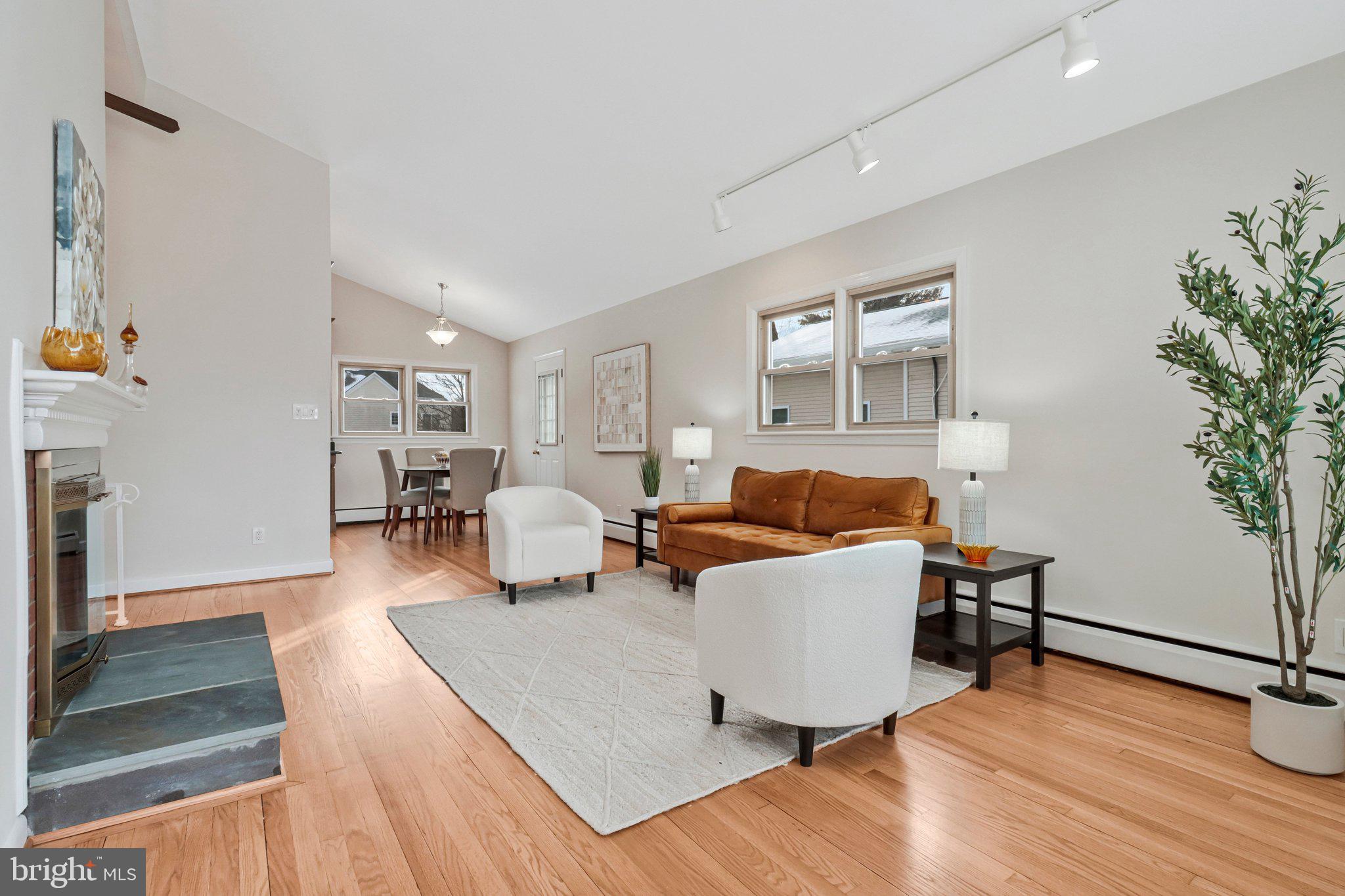 6323 HILLCREST PLACE