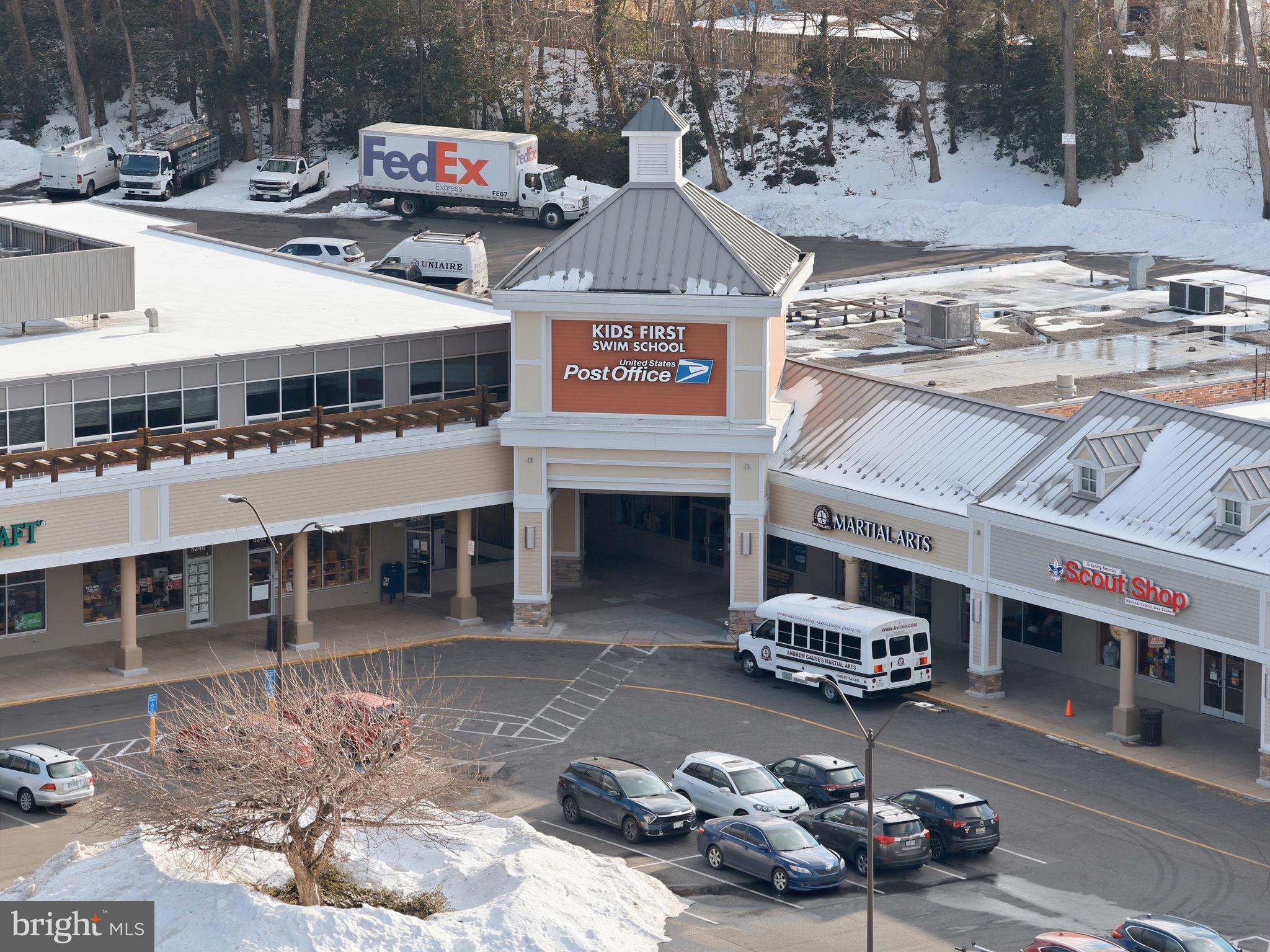 8309 HIGHCLIFFE COURT