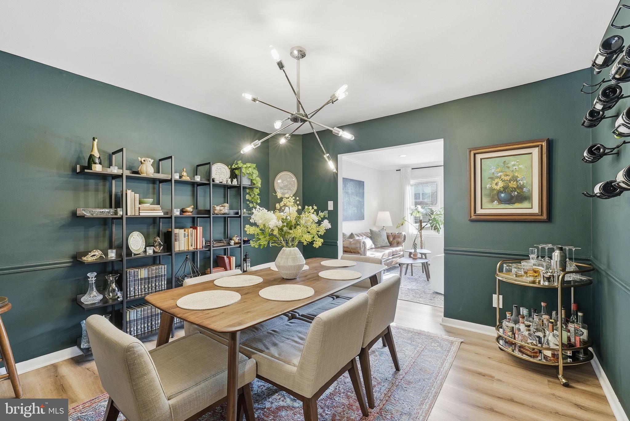 8309 HIGHCLIFFE COURT