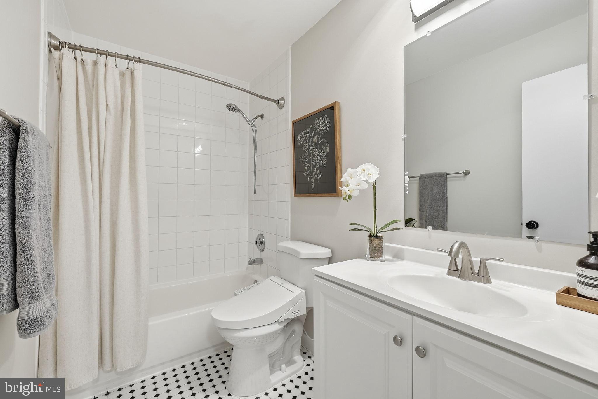 8309 HIGHCLIFFE COURT