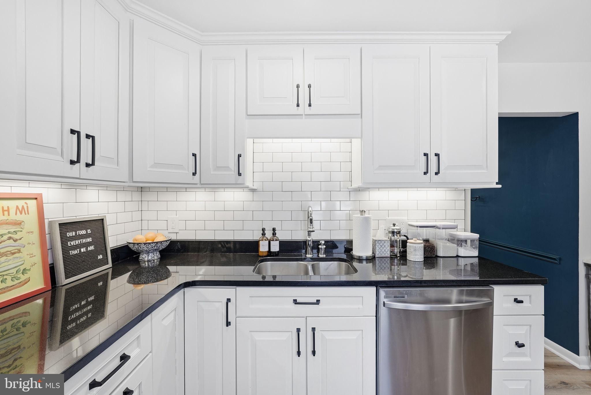 8309 HIGHCLIFFE COURT